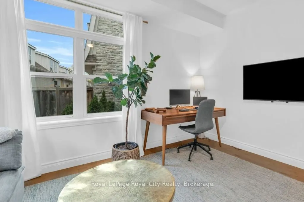 68 Cardigan Street, #A