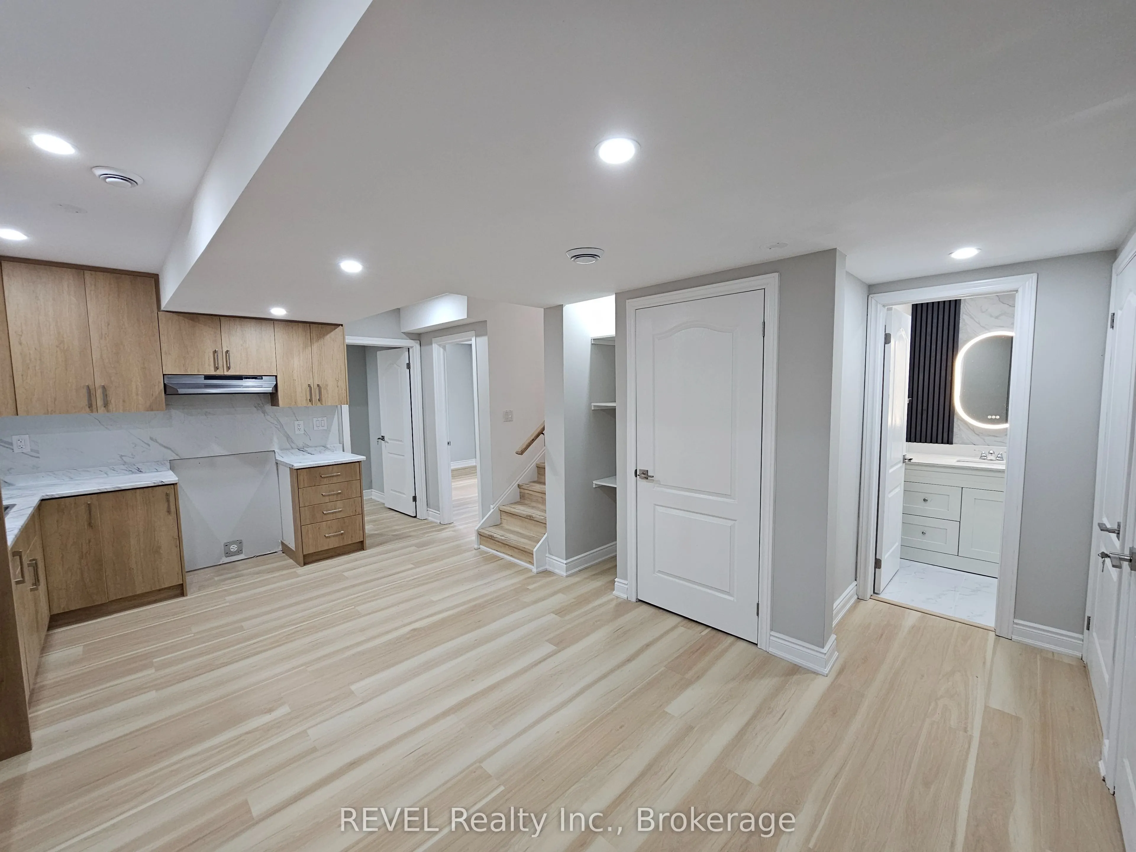 54 Mclaughlin Street, #BASEMENT