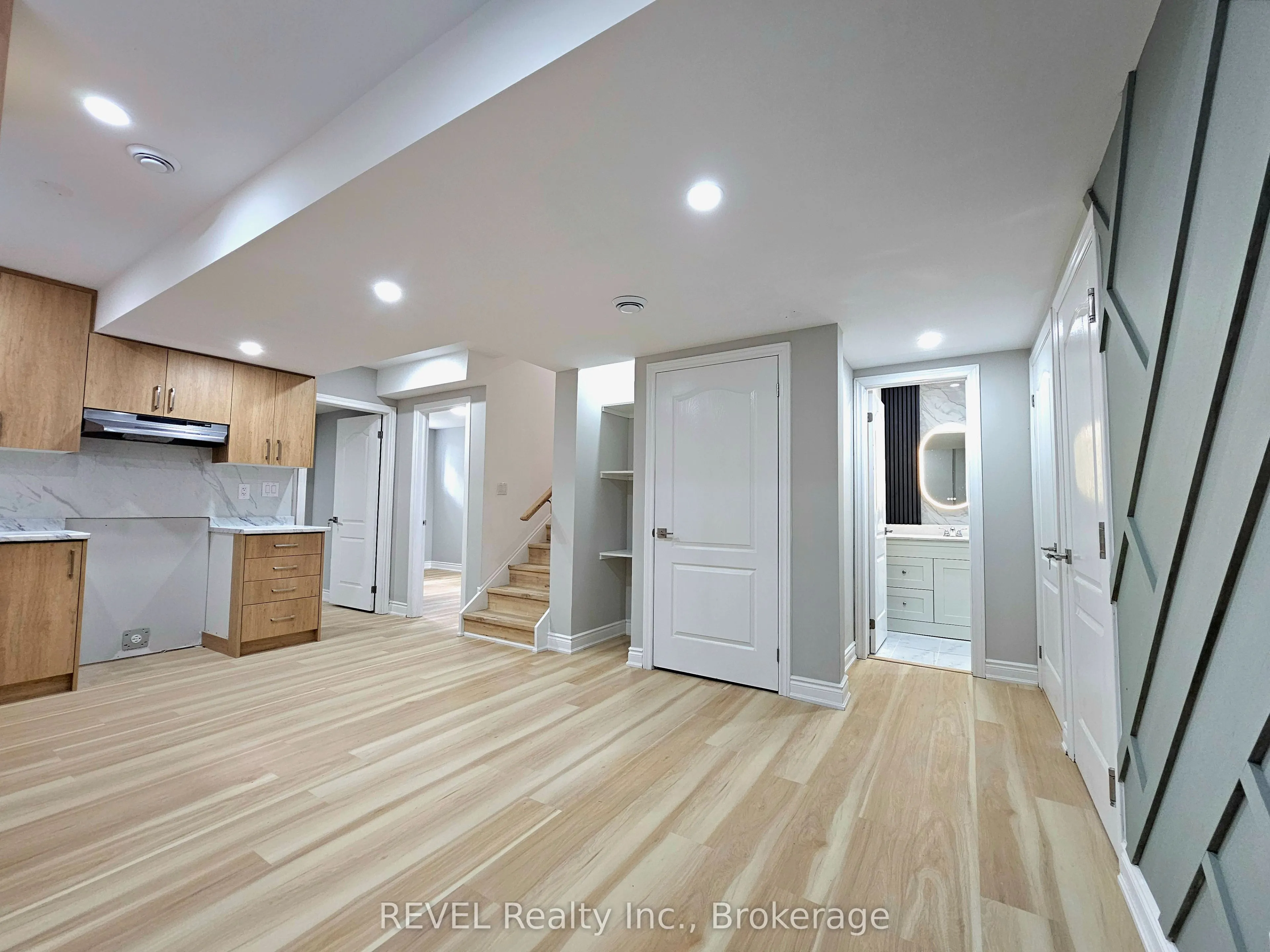 54 Mclaughlin Street, #BASEMENT