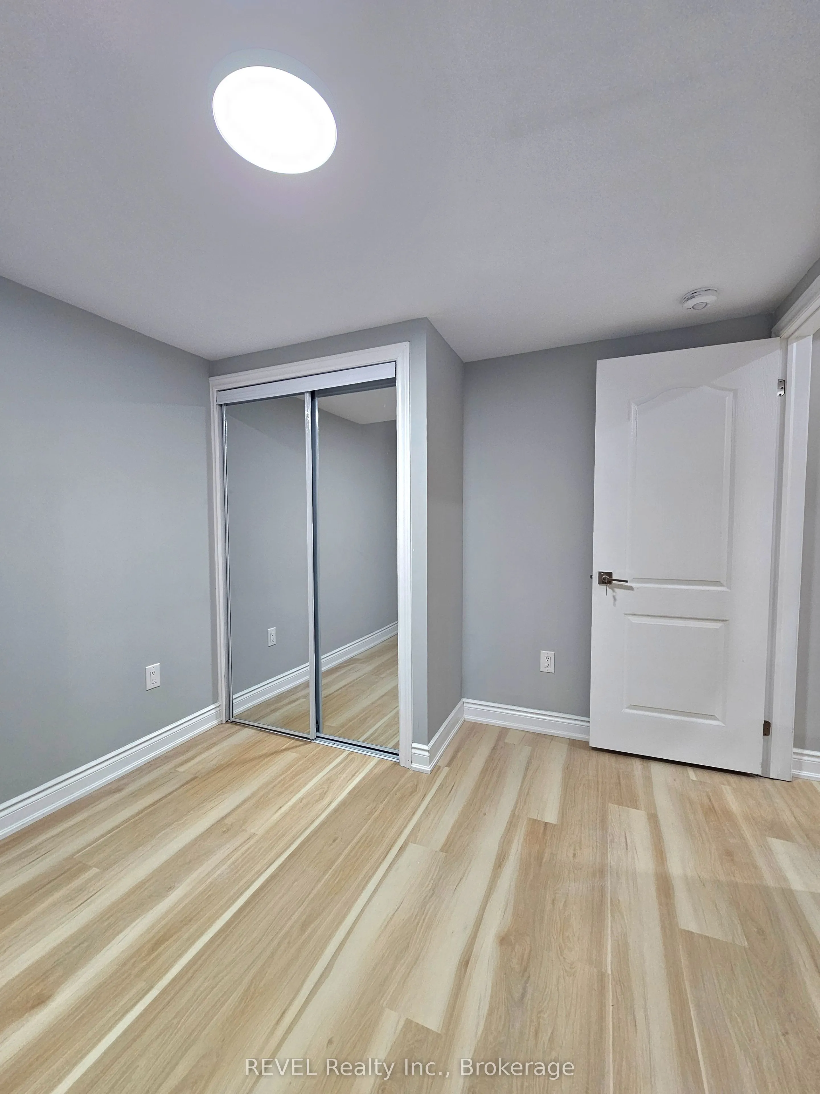 54 Mclaughlin Street, #BASEMENT