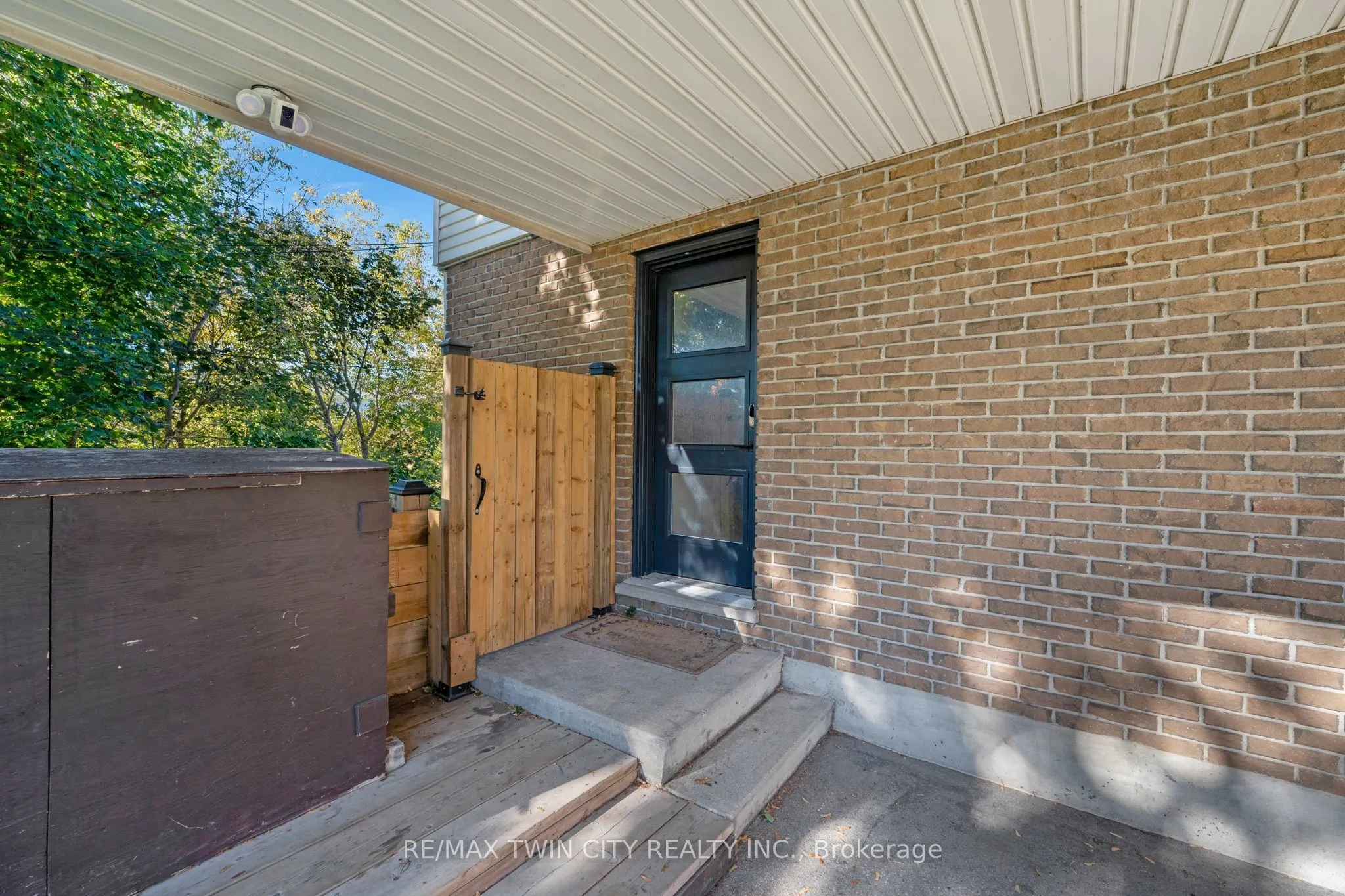 49 Bergey Street
