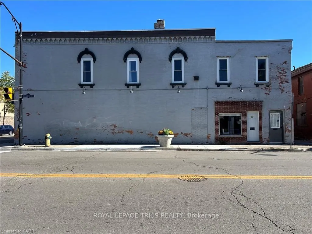 68 Robinson Street