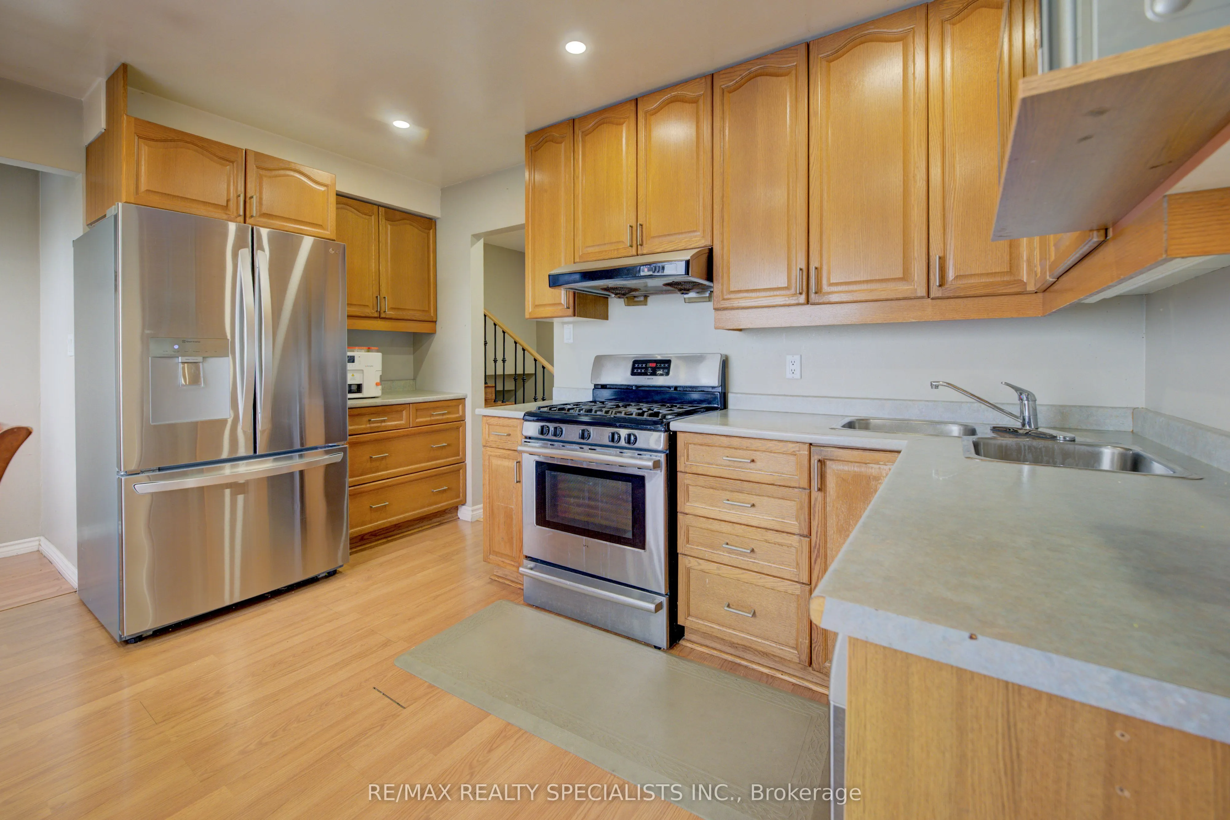 46 Seabreeze Crescent