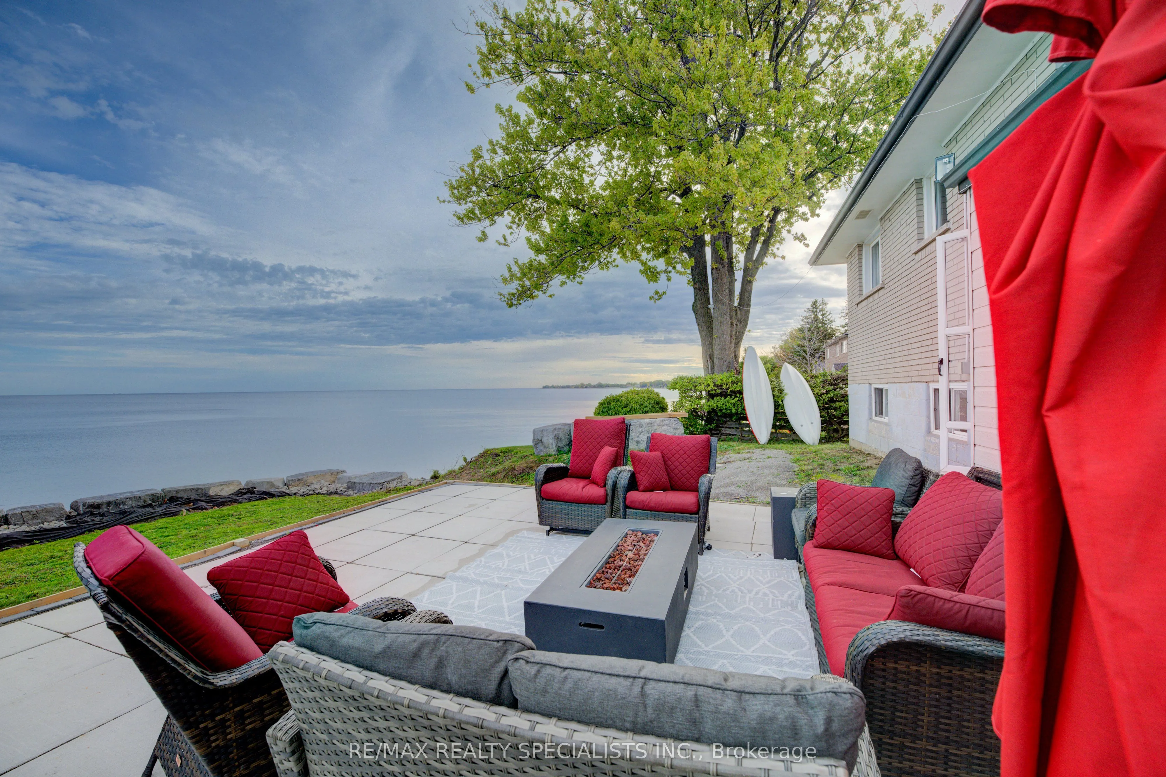 46 Seabreeze Crescent