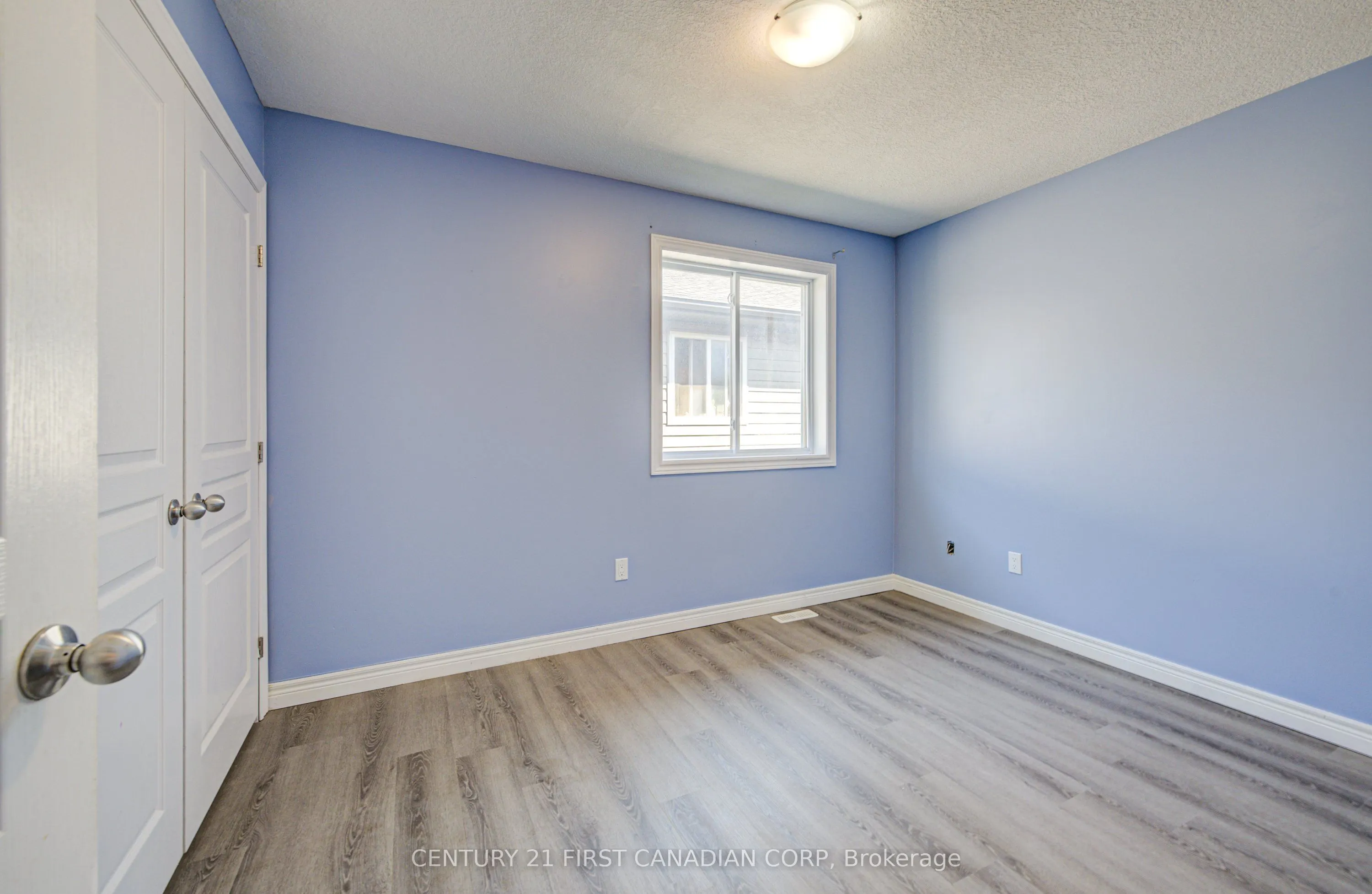 212 Ewart Street SW