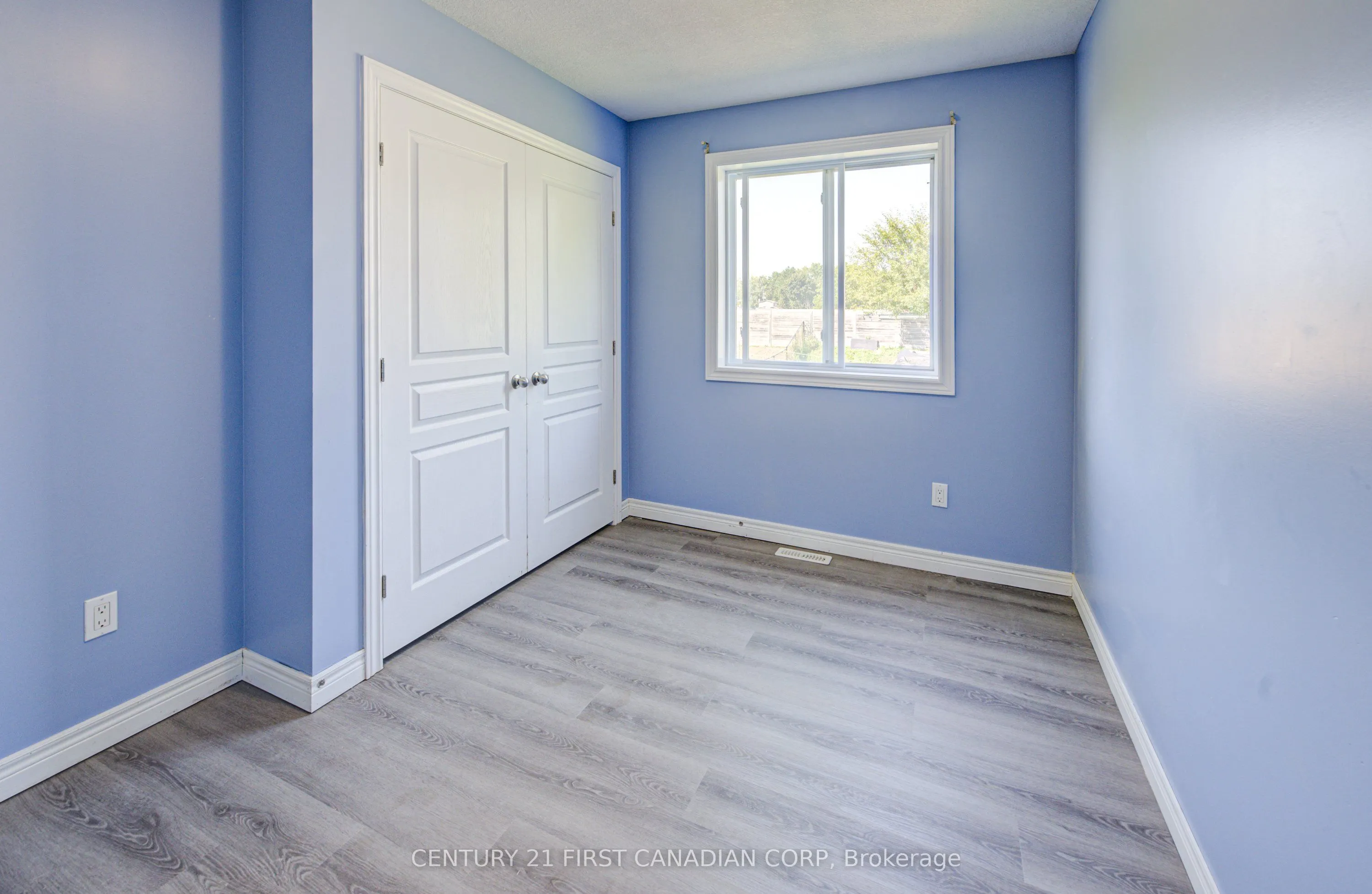 212 Ewart Street SW