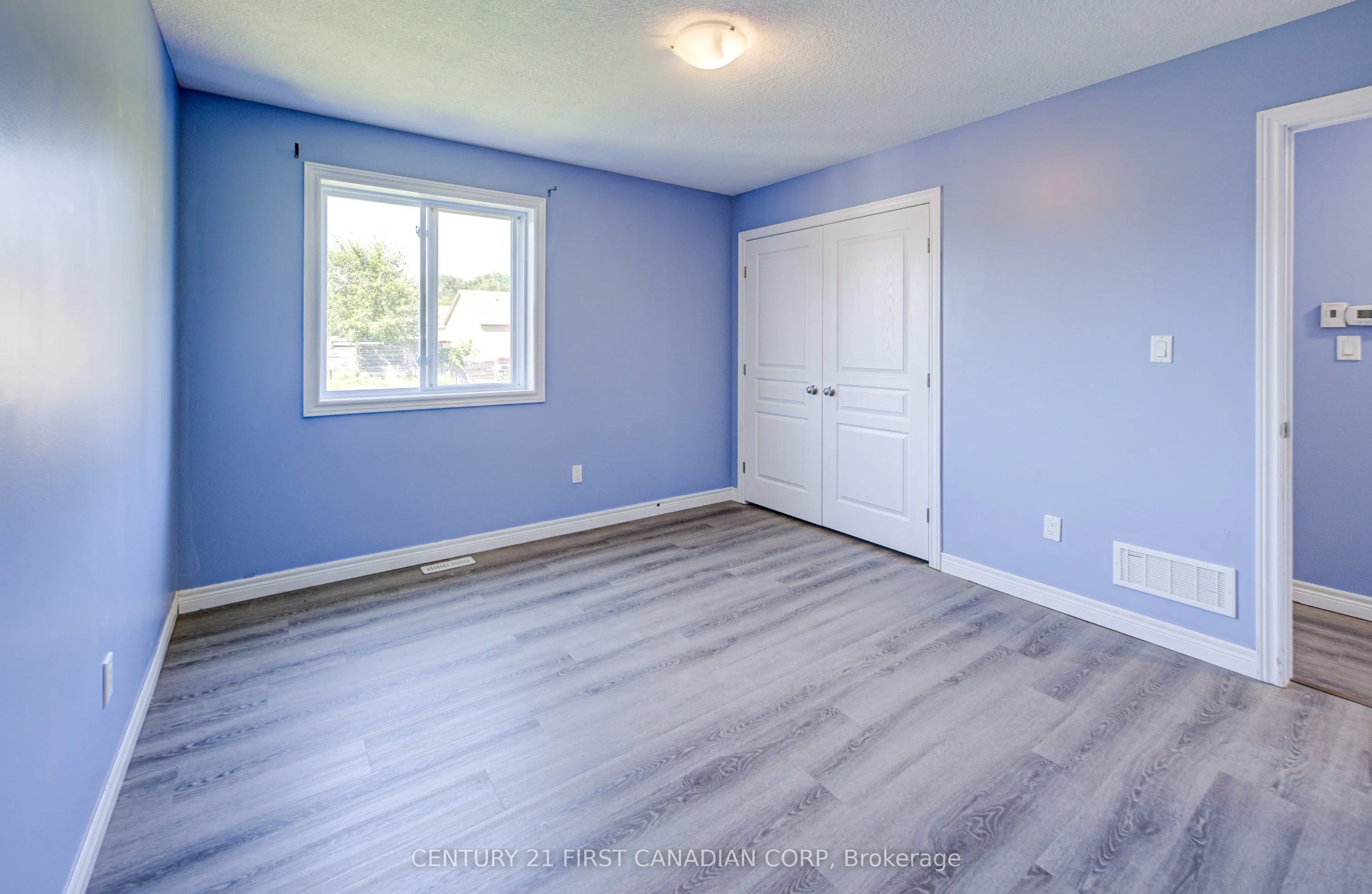 212 Ewart Street SW