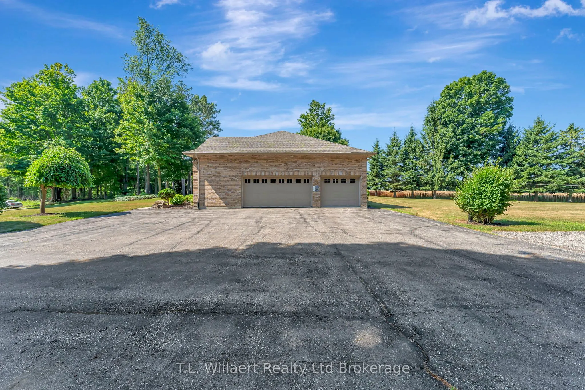 97 Vanderhoven Side Road