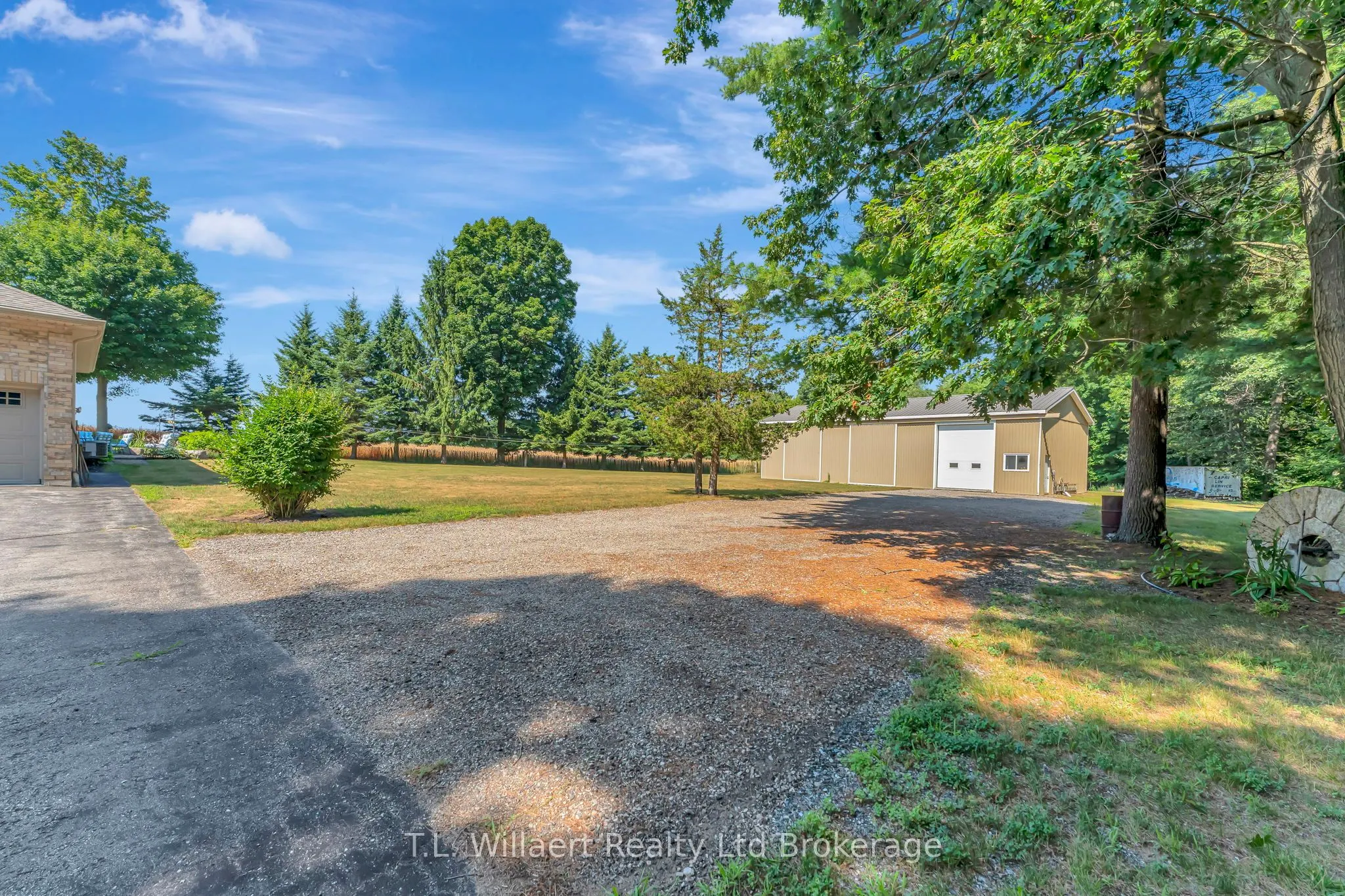 97 Vanderhoven Side Road