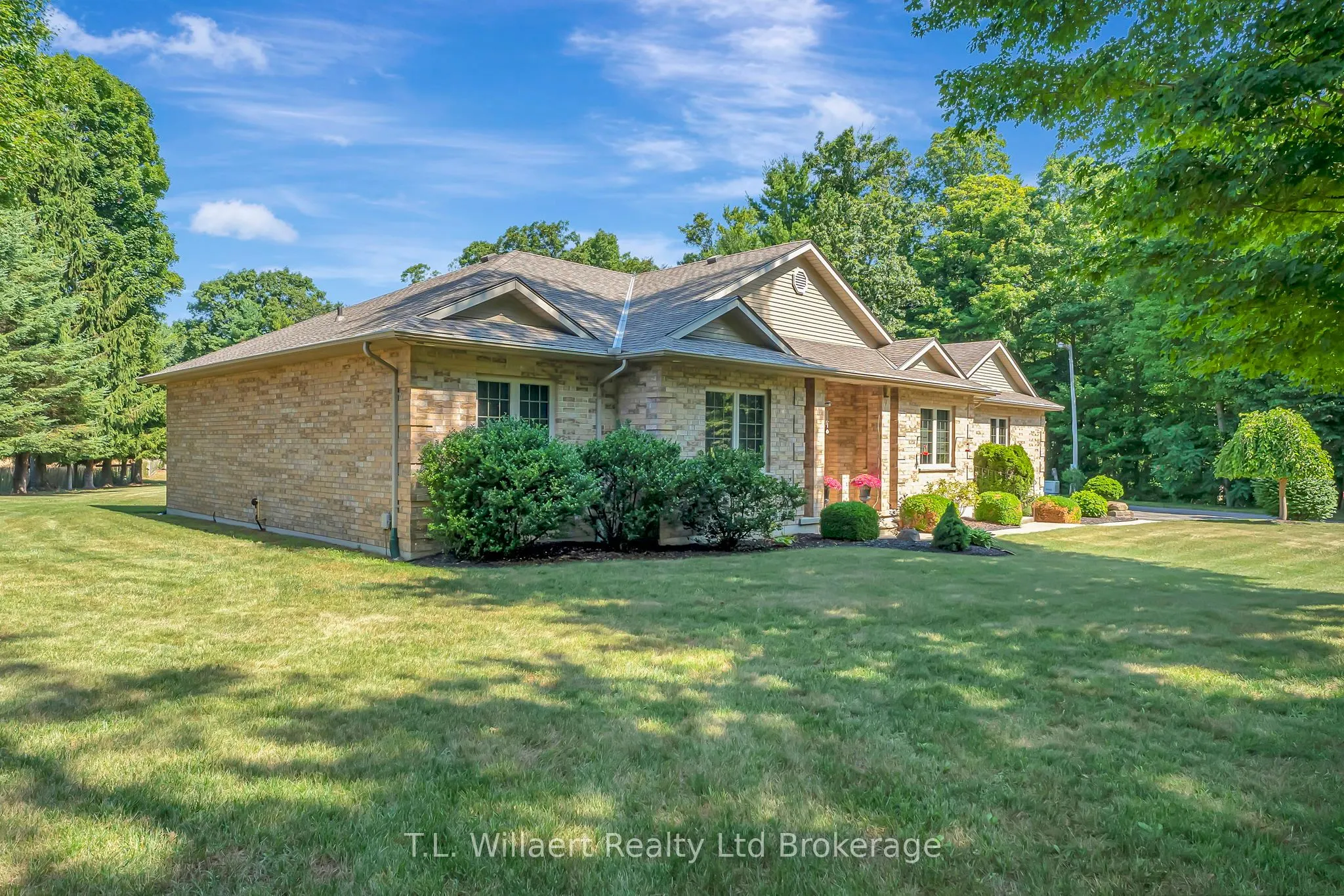 97 Vanderhoven Side Road