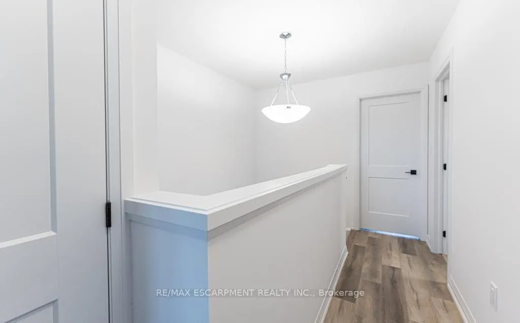 120 Court Drive, #5
