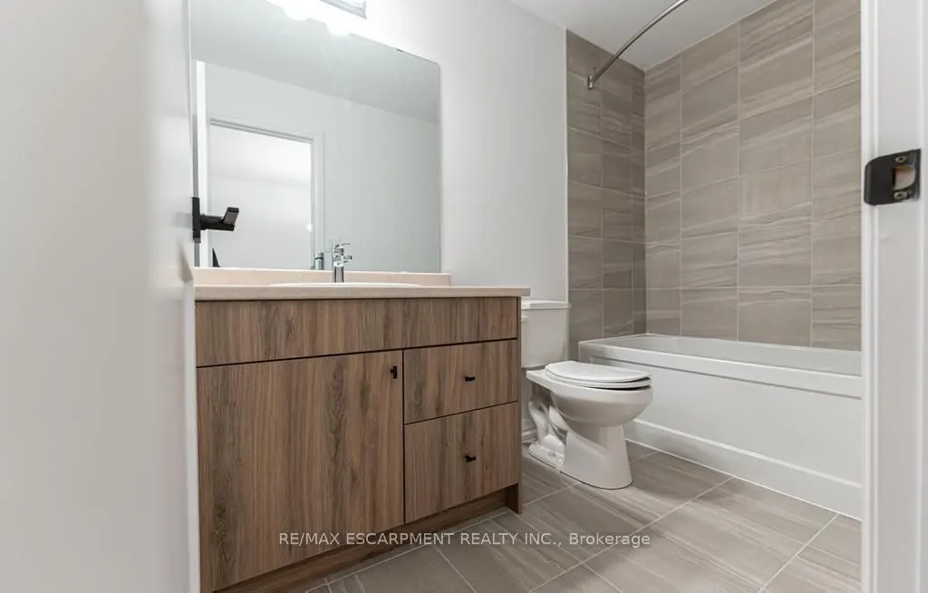 120 Court Drive, #5