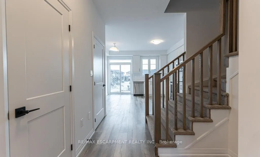 120 Court Drive, #5
