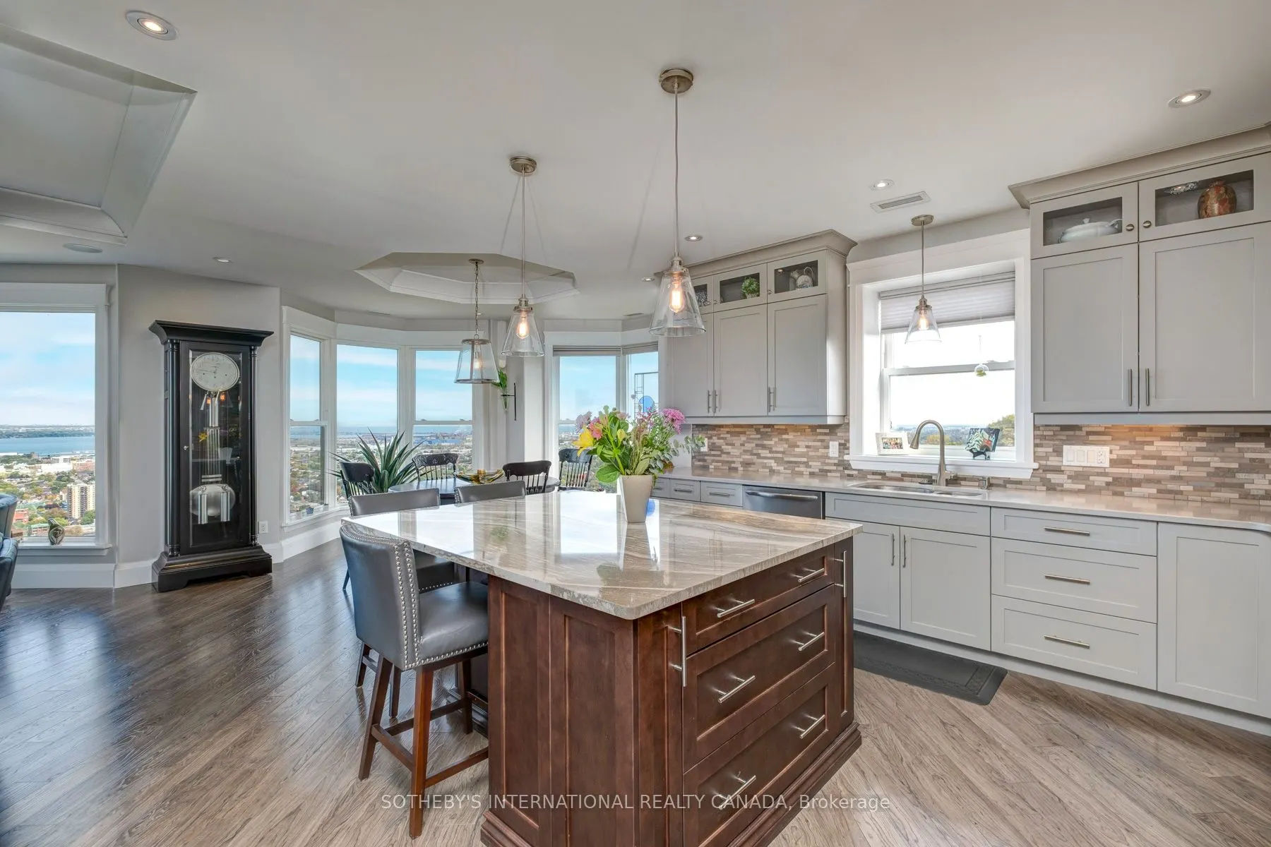 174 Mountain Park Avenue, #5E