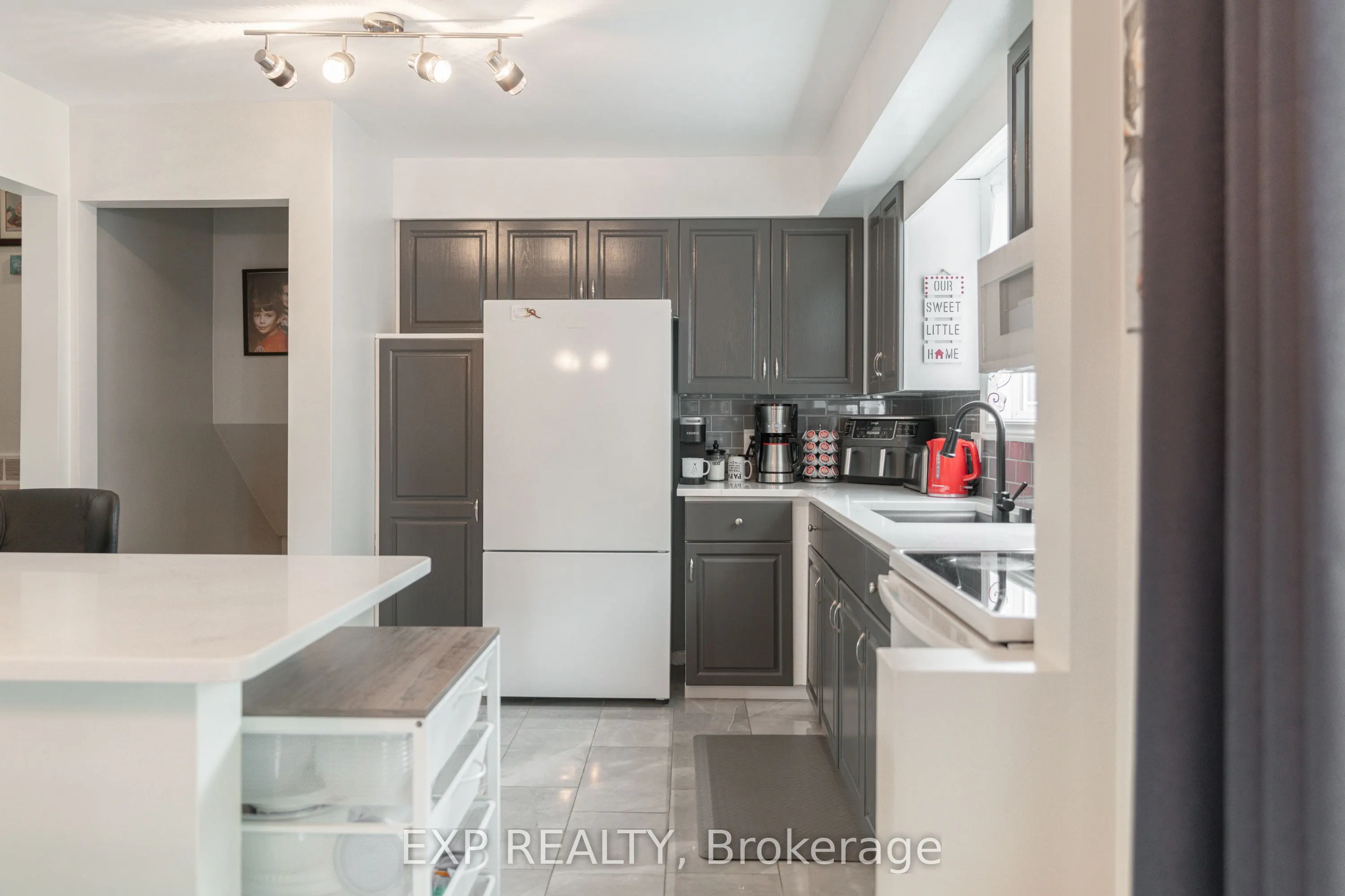7141 Rosseau Place