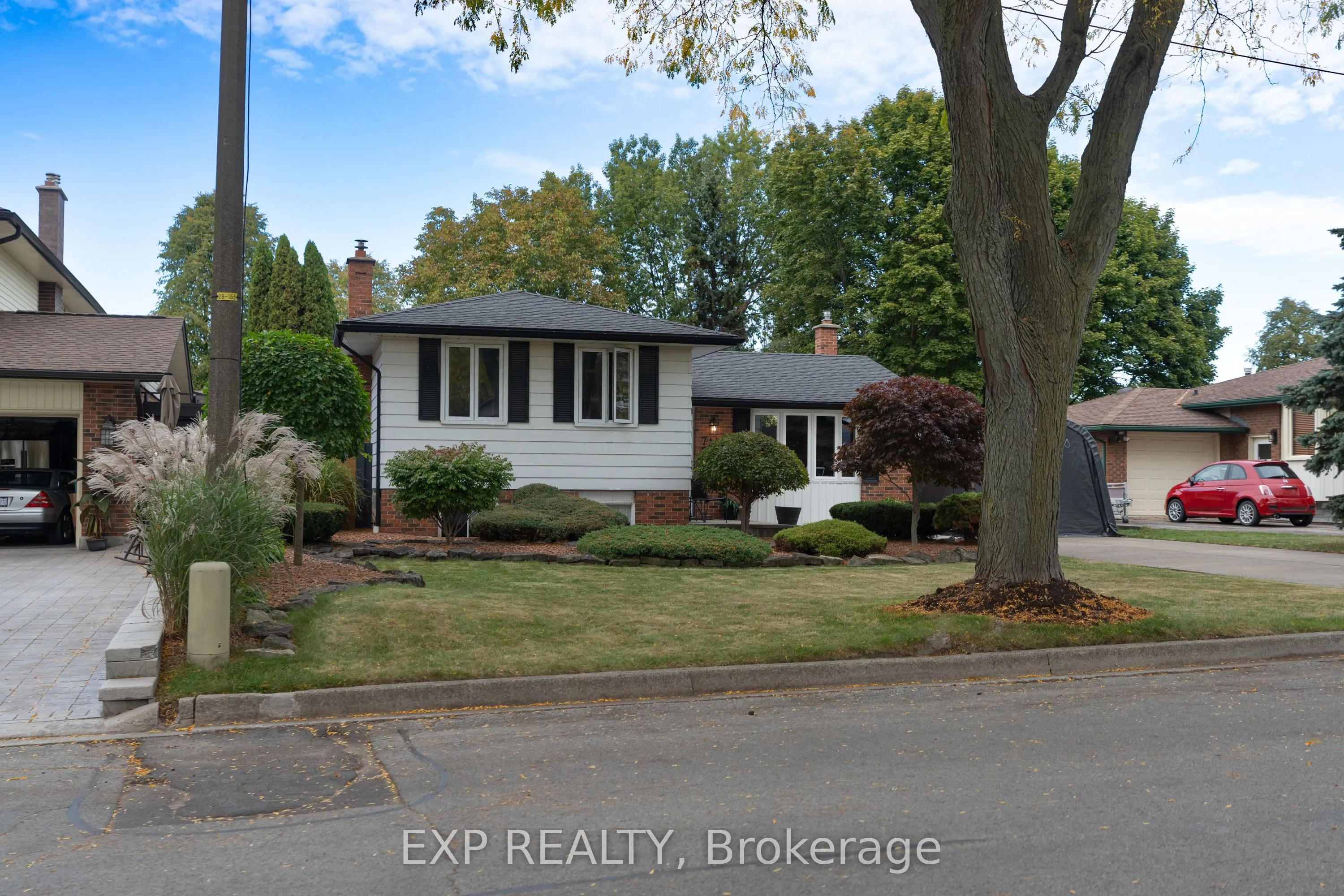 7141 Rosseau Place