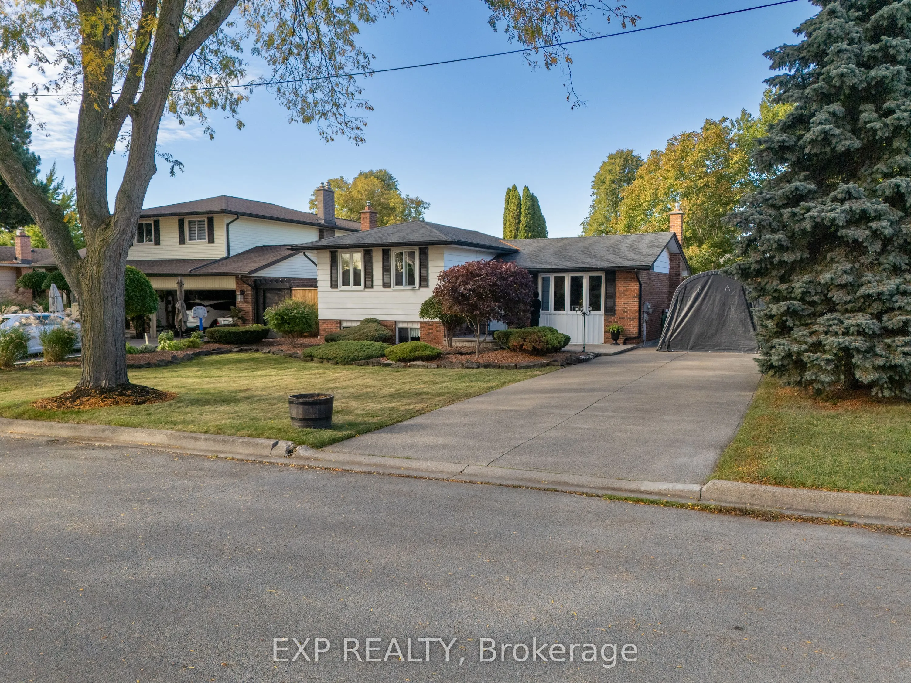 7141 Rosseau Place