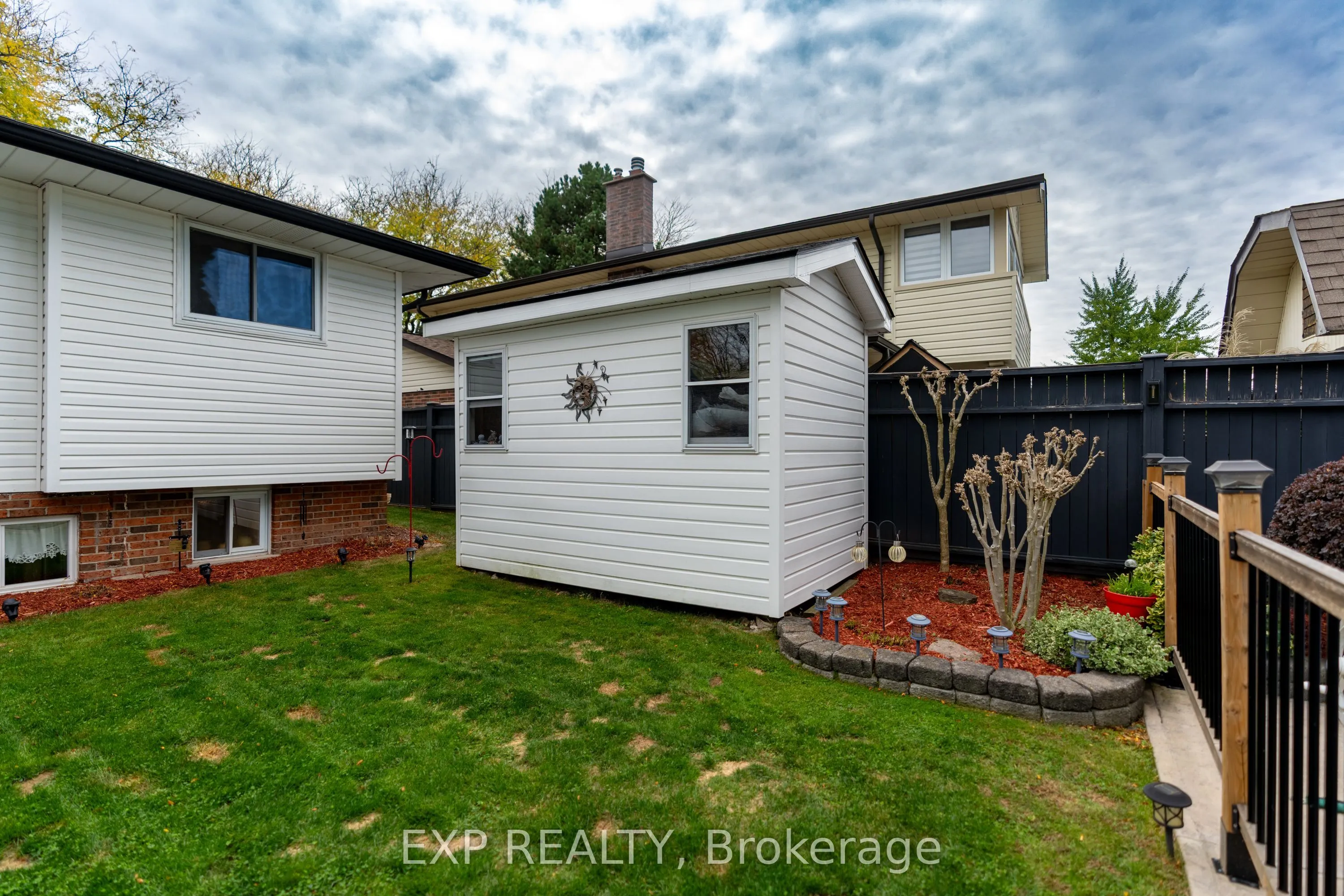 7141 Rosseau Place
