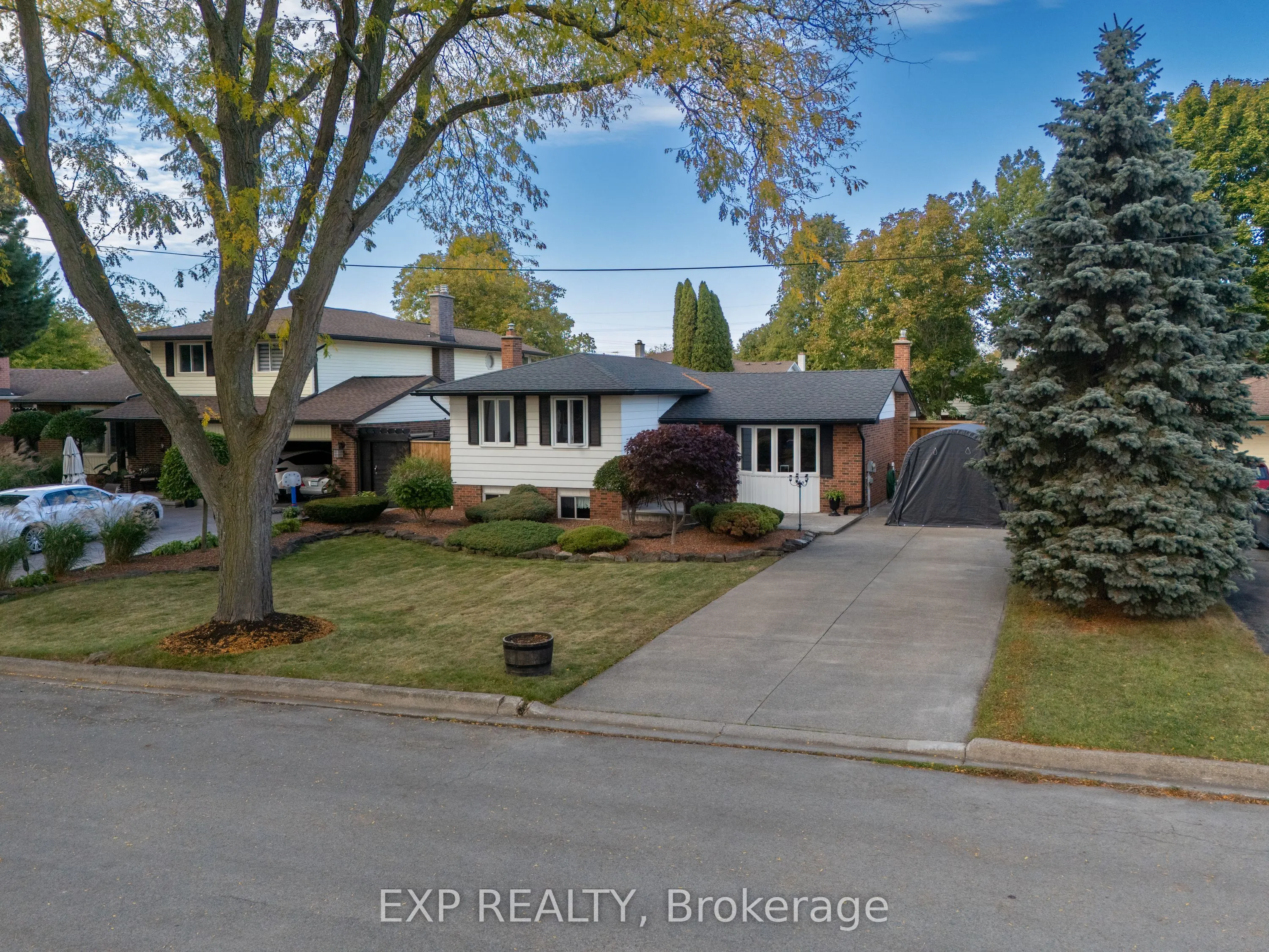 7141 Rosseau Place