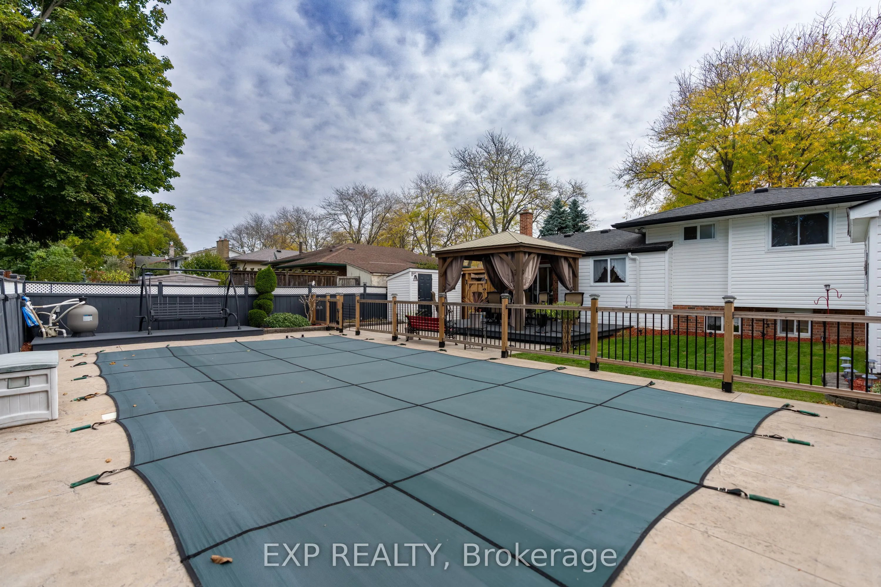 7141 Rosseau Place