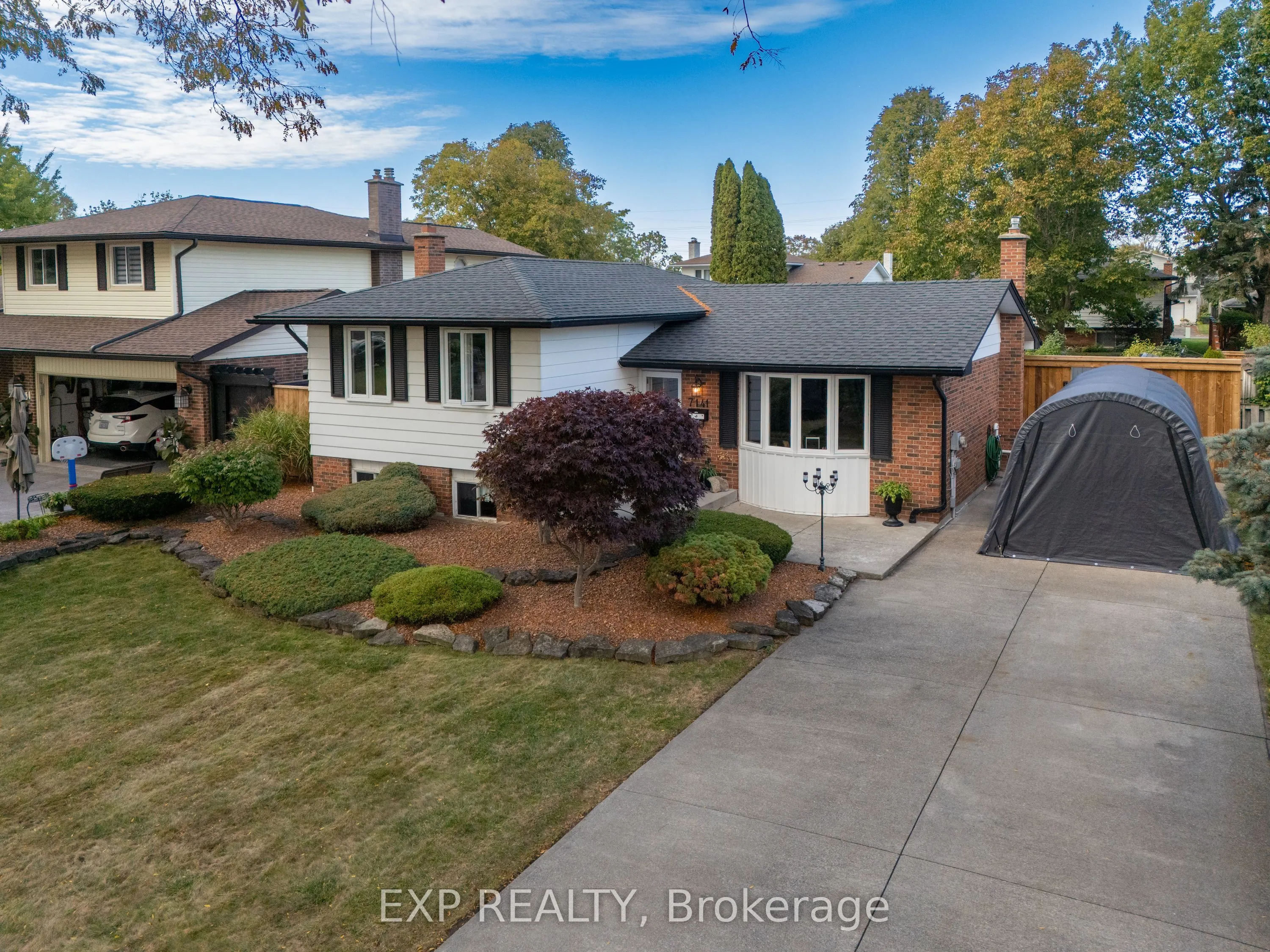 7141 Rosseau Place