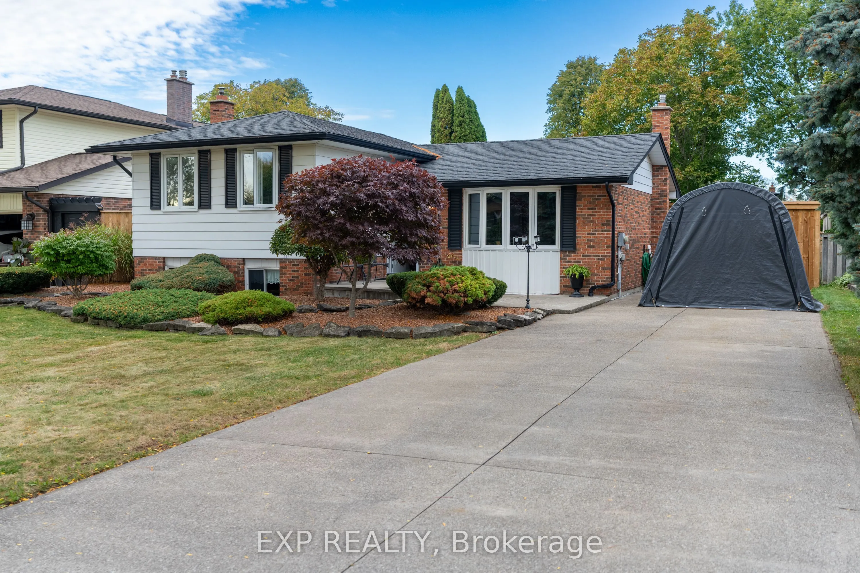 7141 Rosseau Place