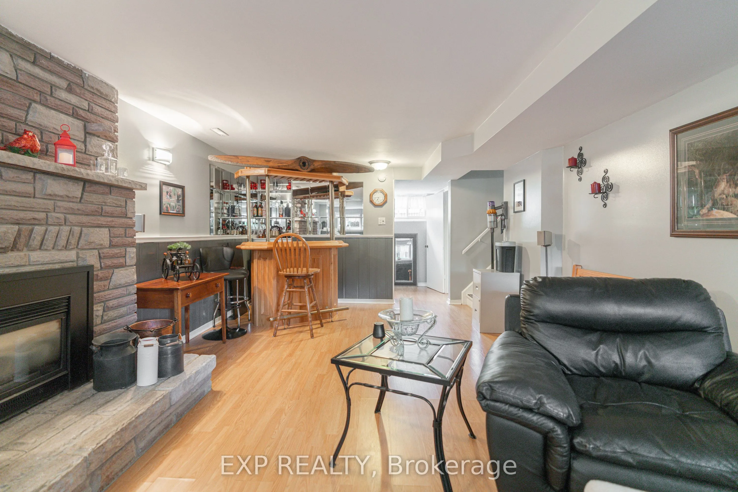 7141 Rosseau Place