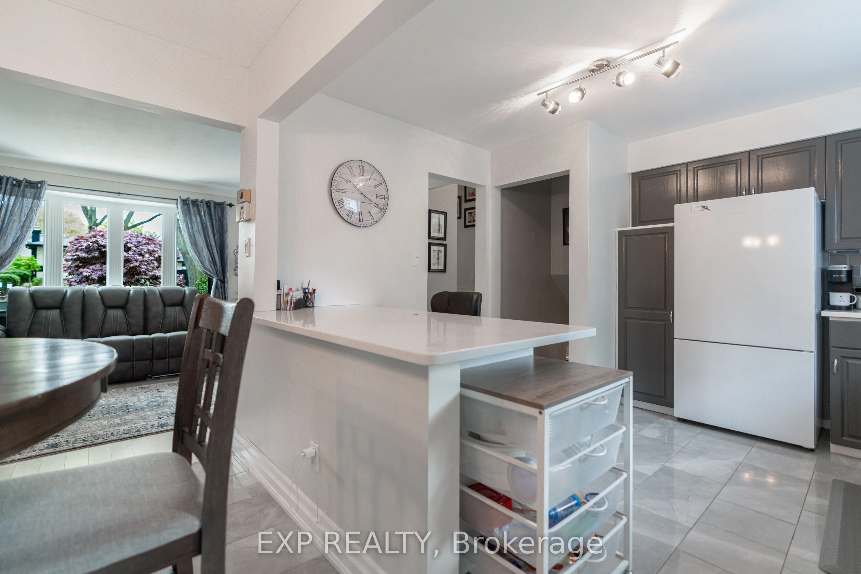 7141 Rosseau Place
