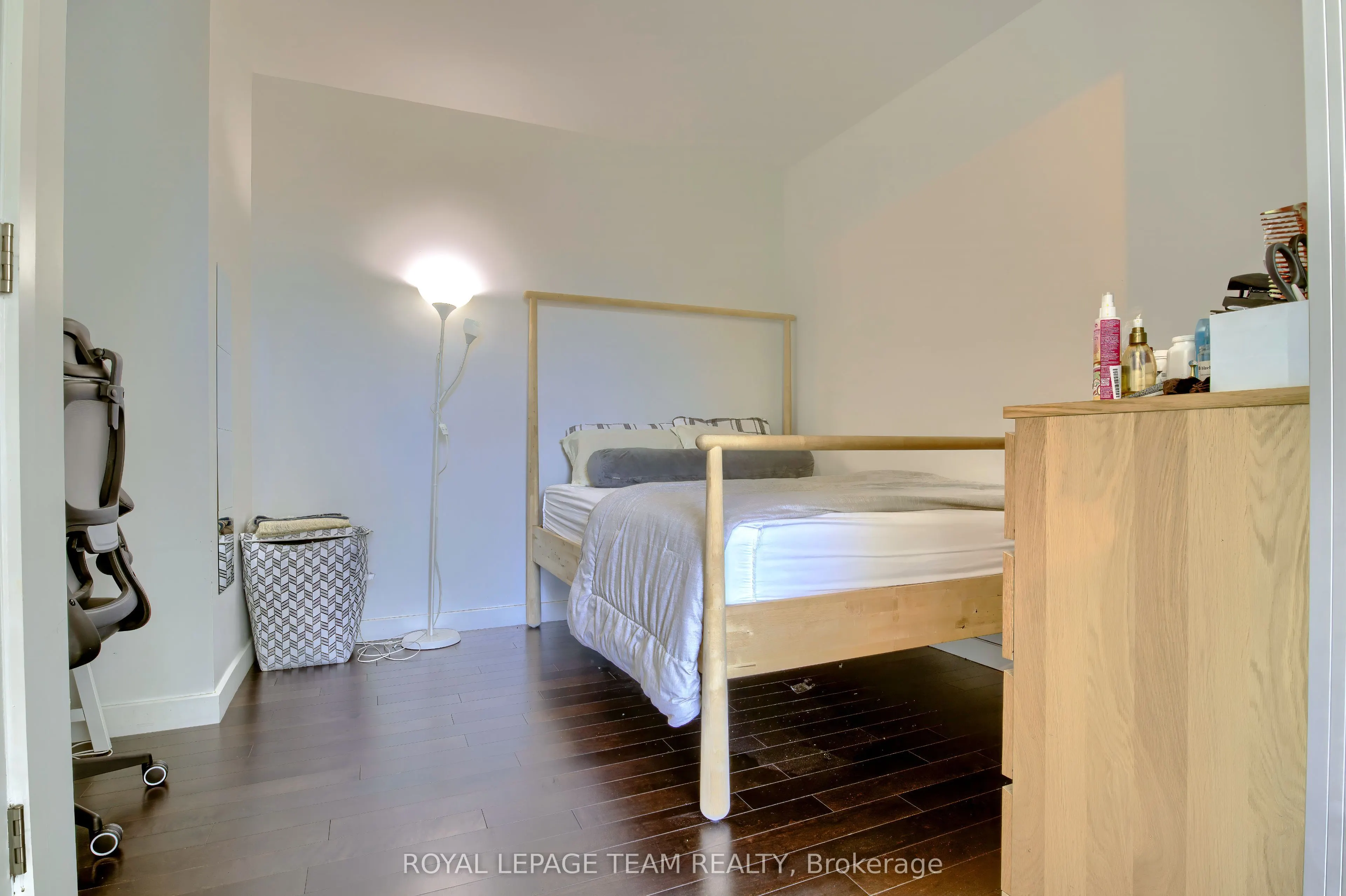 201 Parkdale Avenue, #304