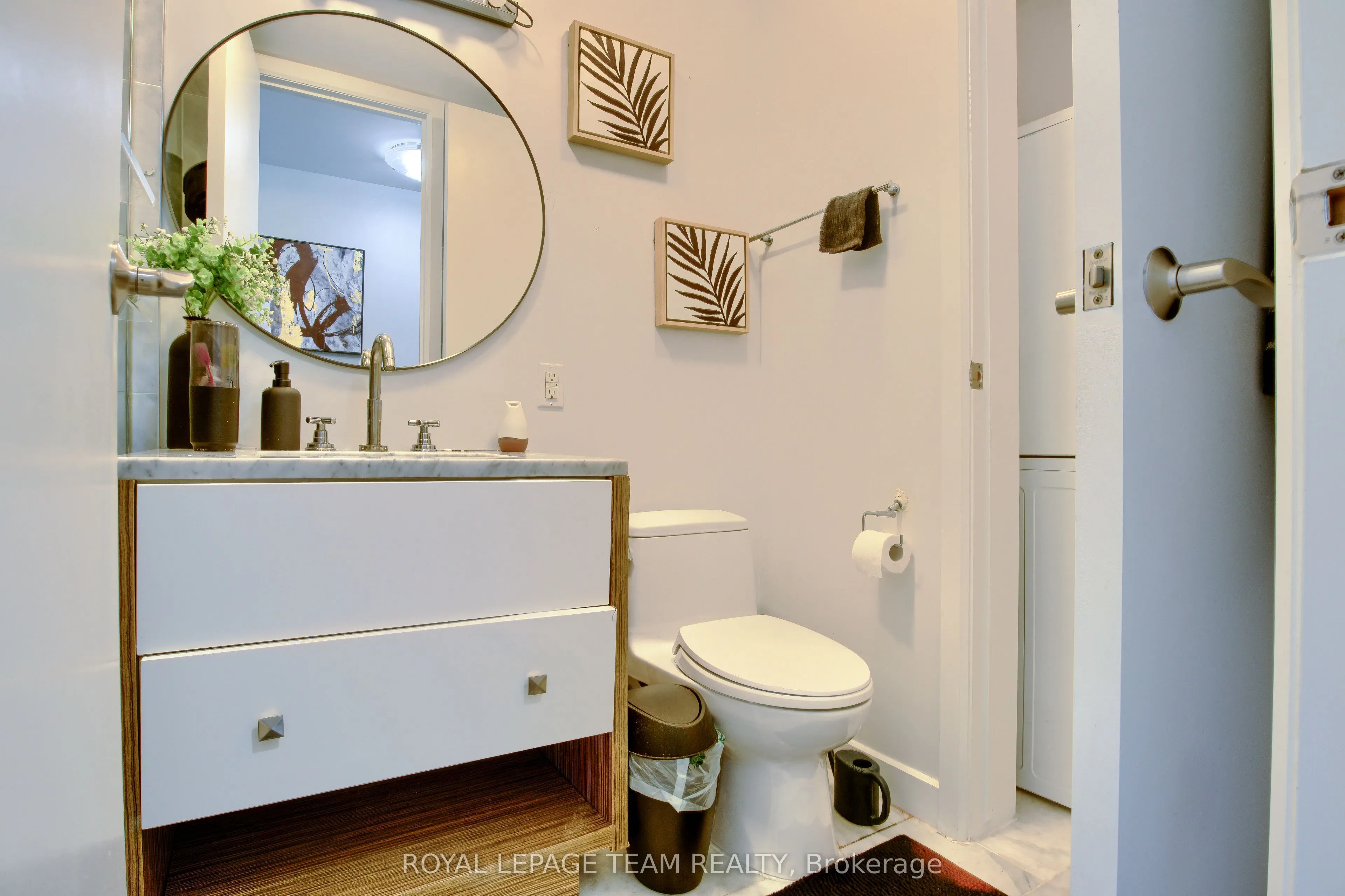 201 Parkdale Avenue, #304