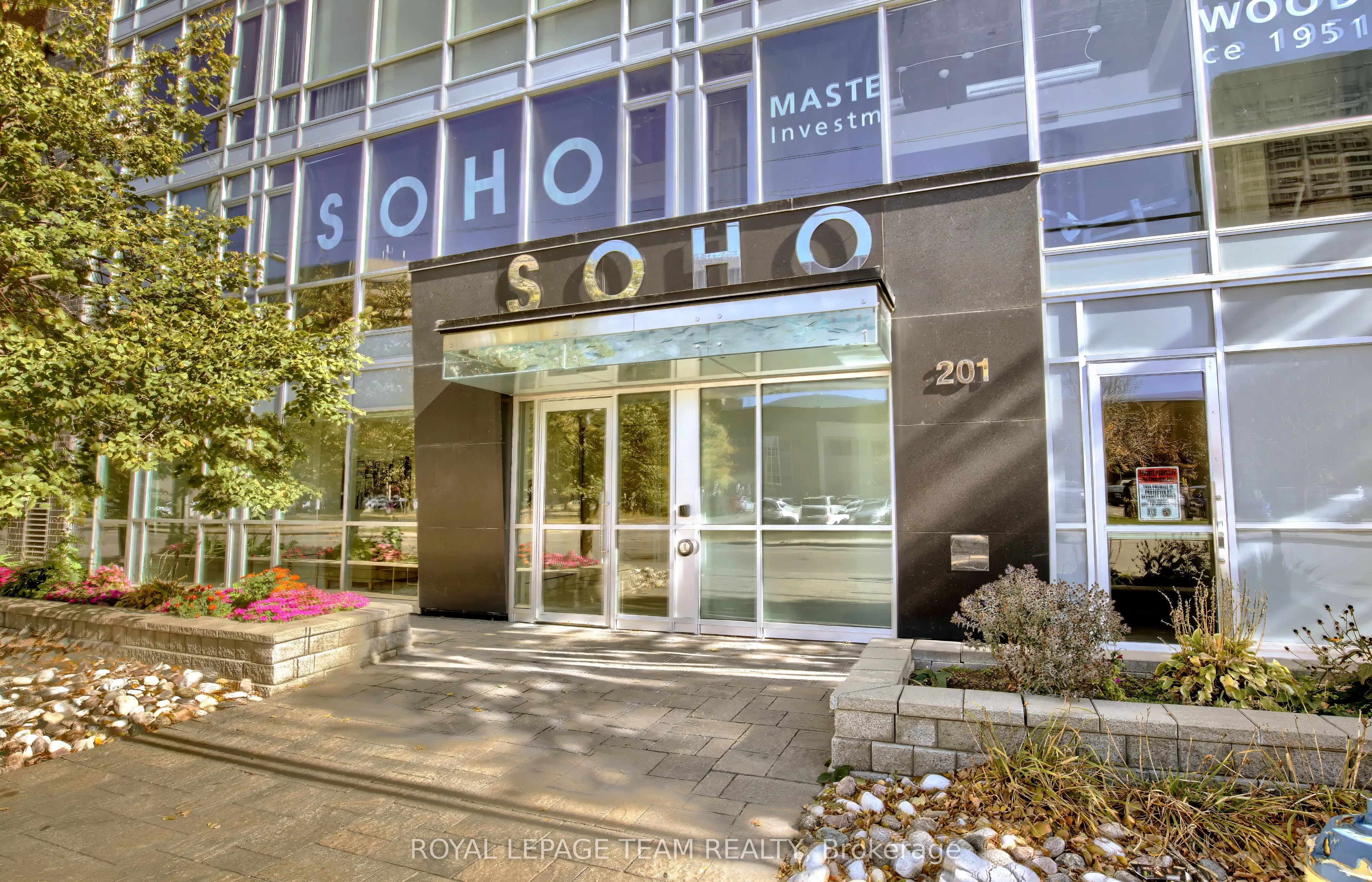 201 Parkdale Avenue, #304