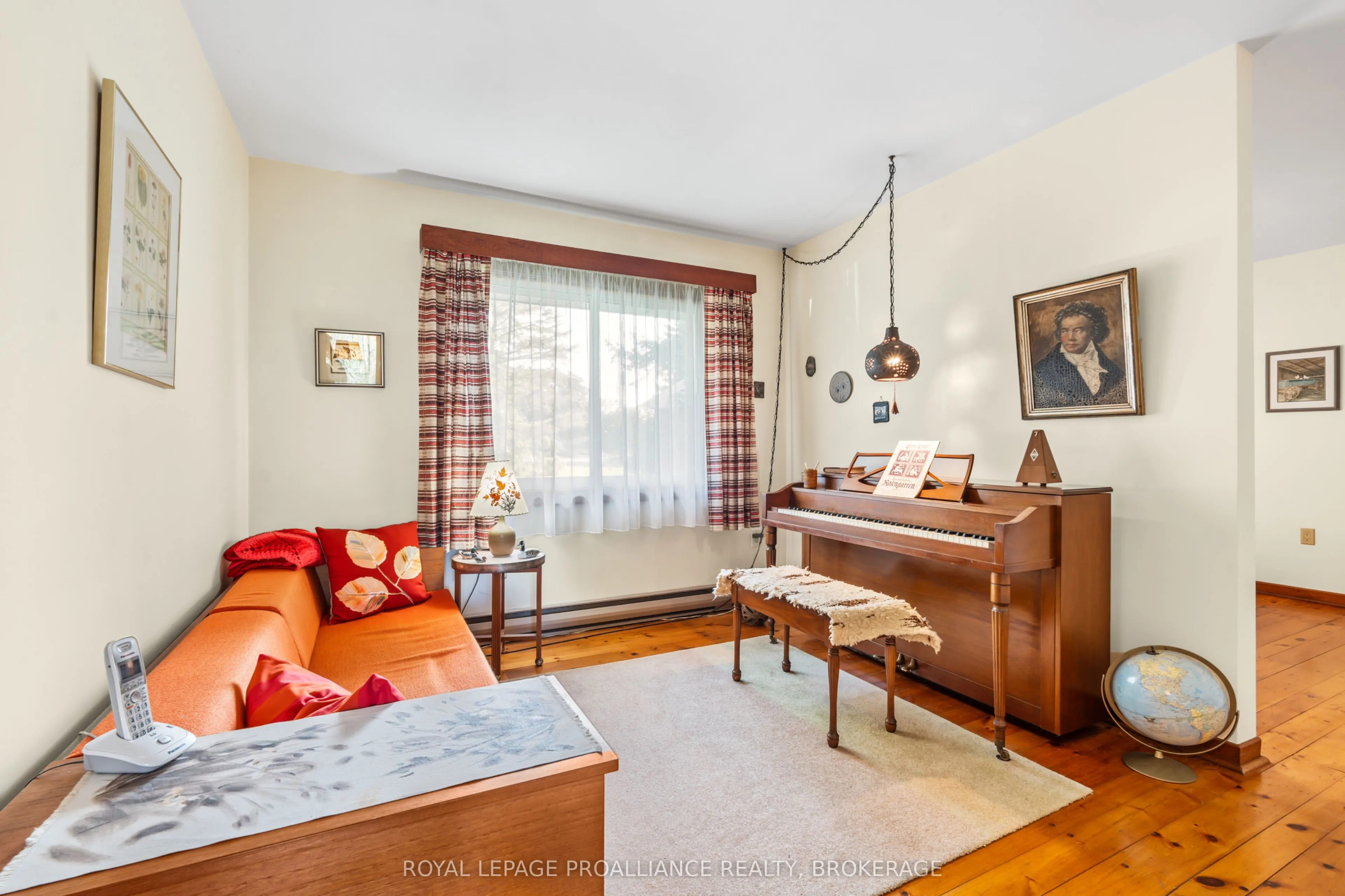 1125 Lincoln Drive