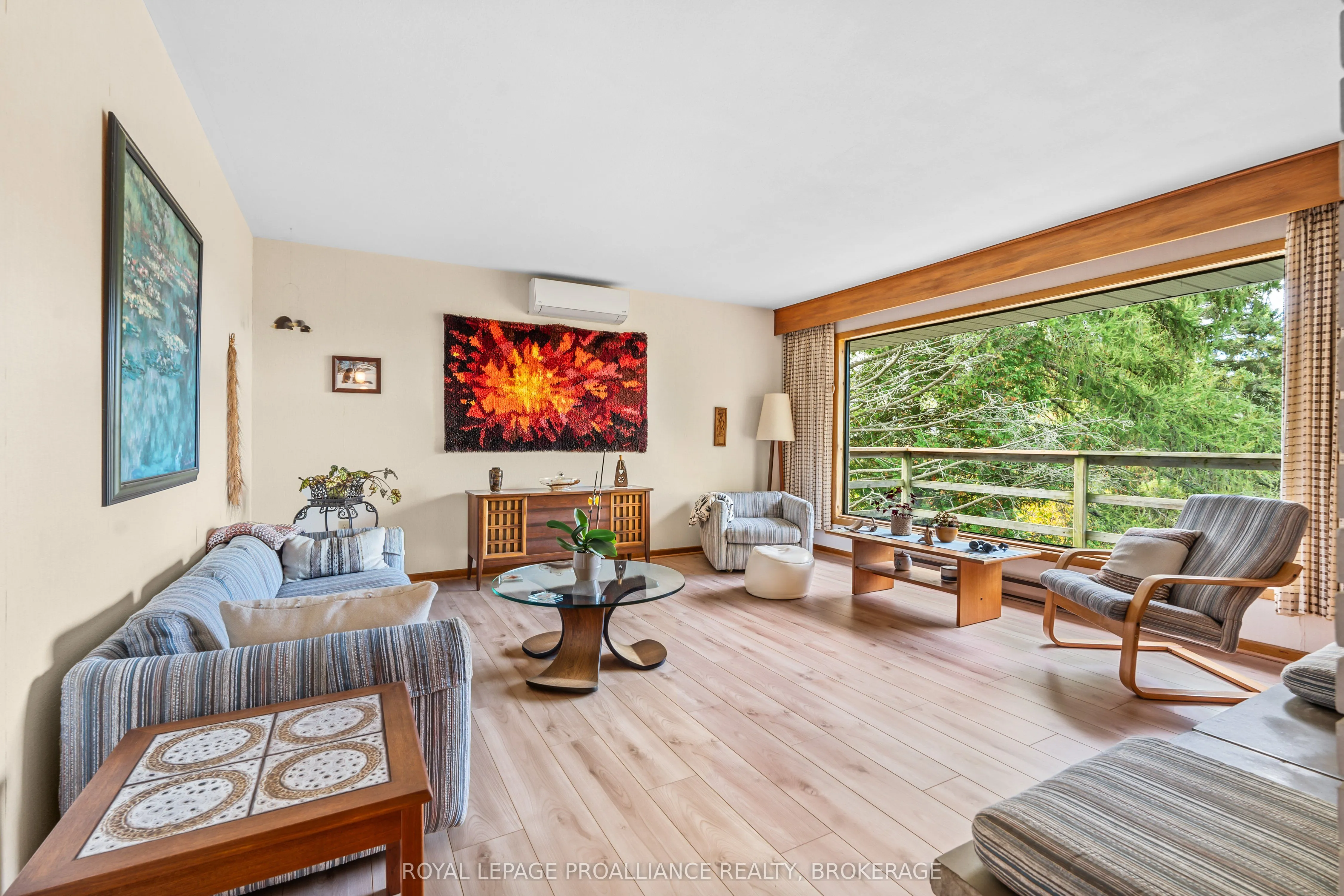 1125 Lincoln Drive