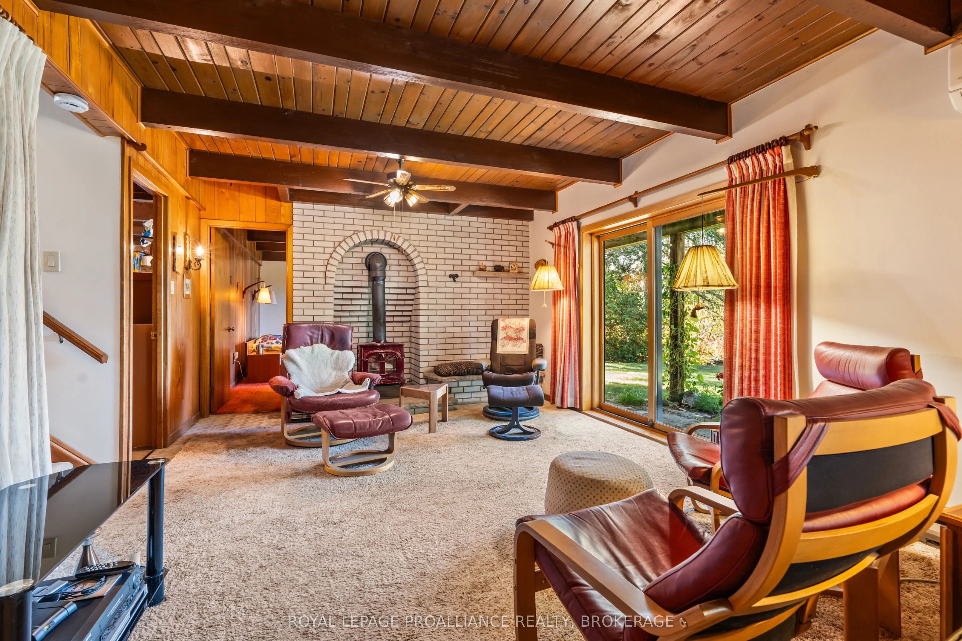 1125 Lincoln Drive