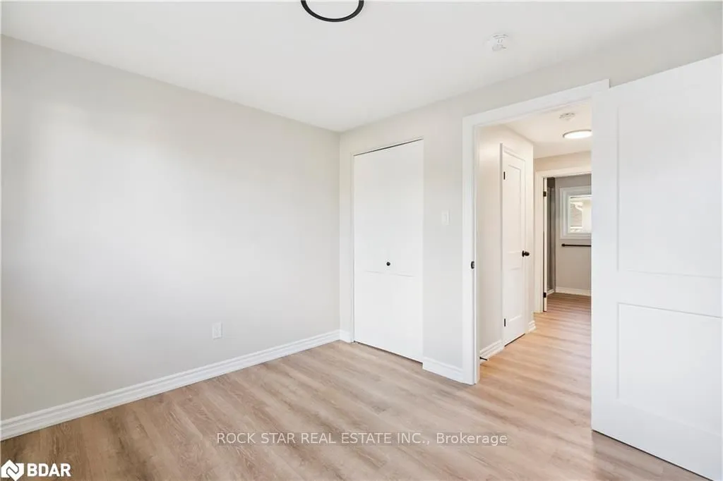 10 Sycamore Street, #Main