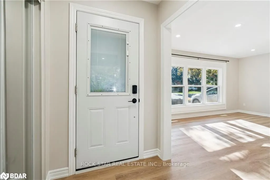 10 Sycamore Street, #Main