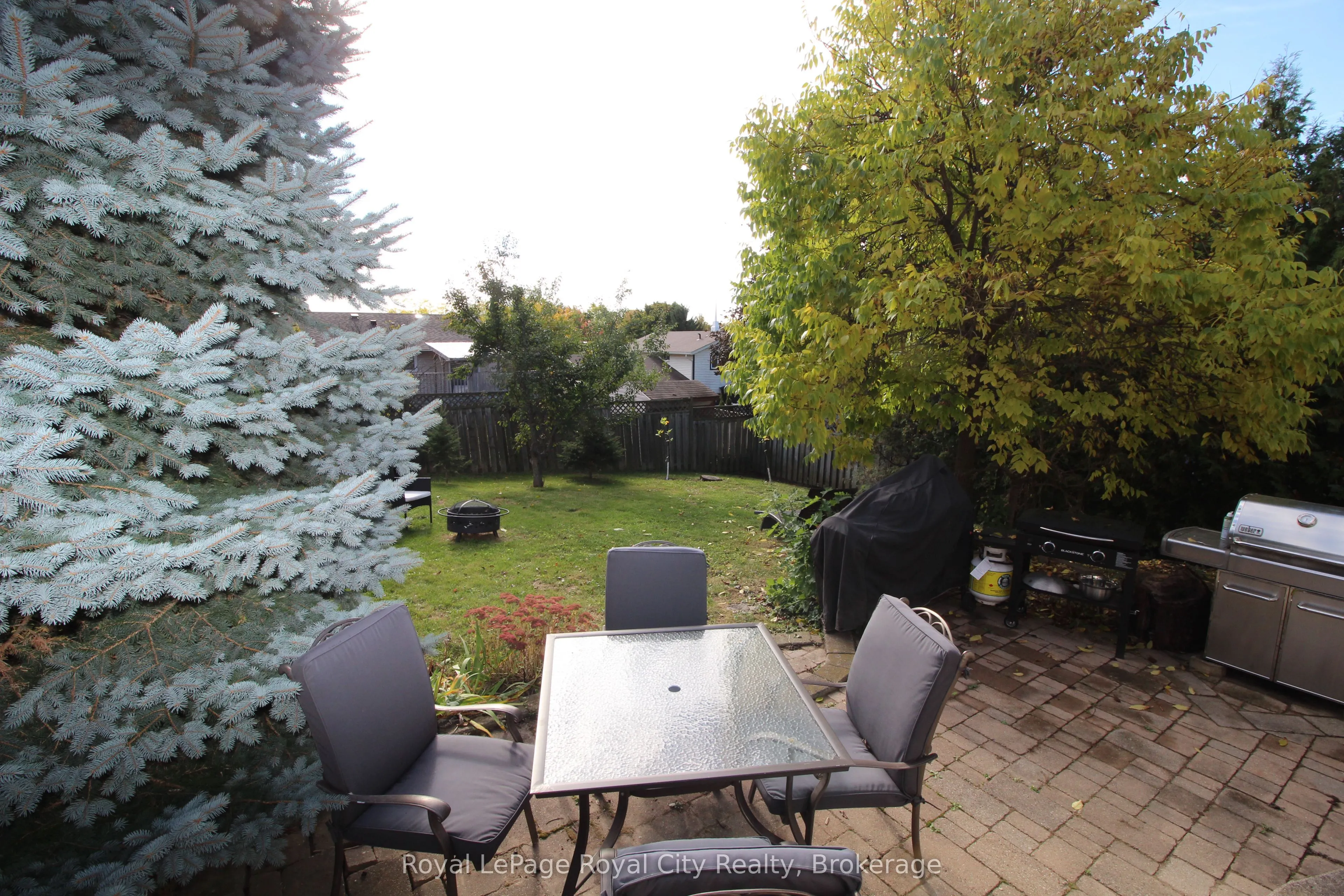 40 Shoemaker Crescent
