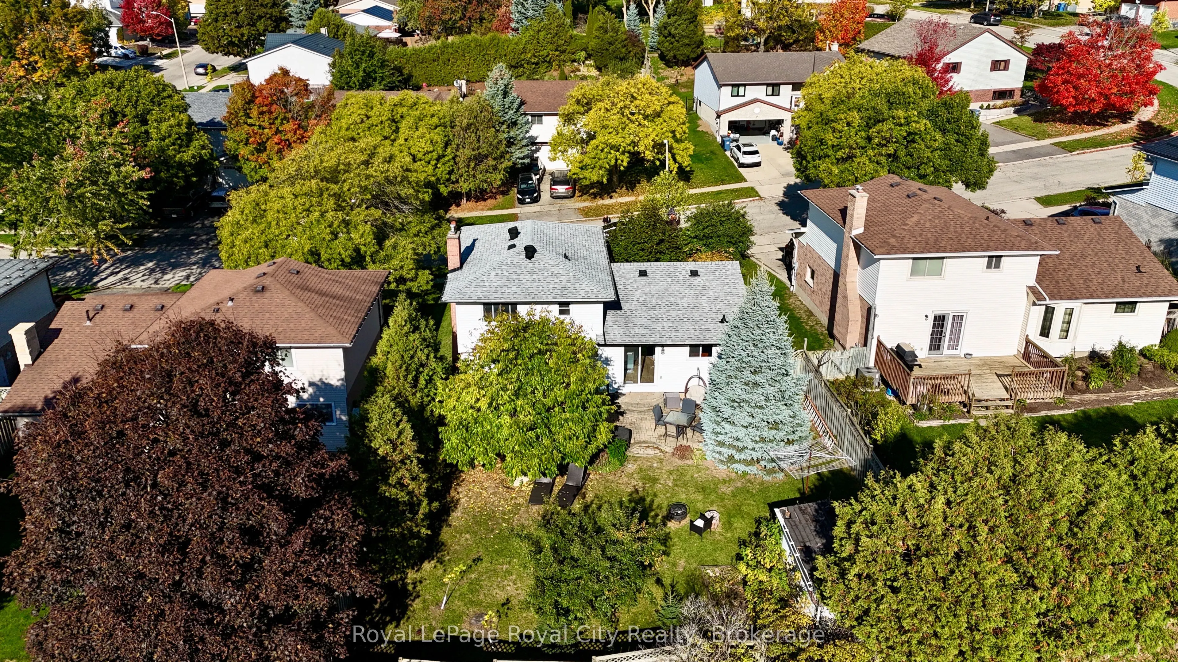 40 Shoemaker Crescent
