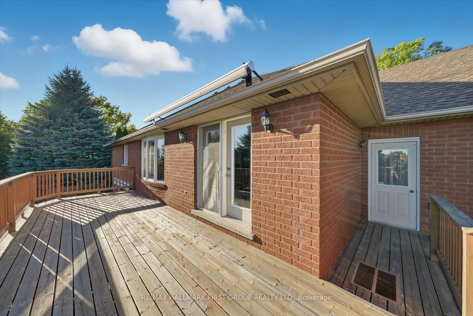 4 Sunrise Court