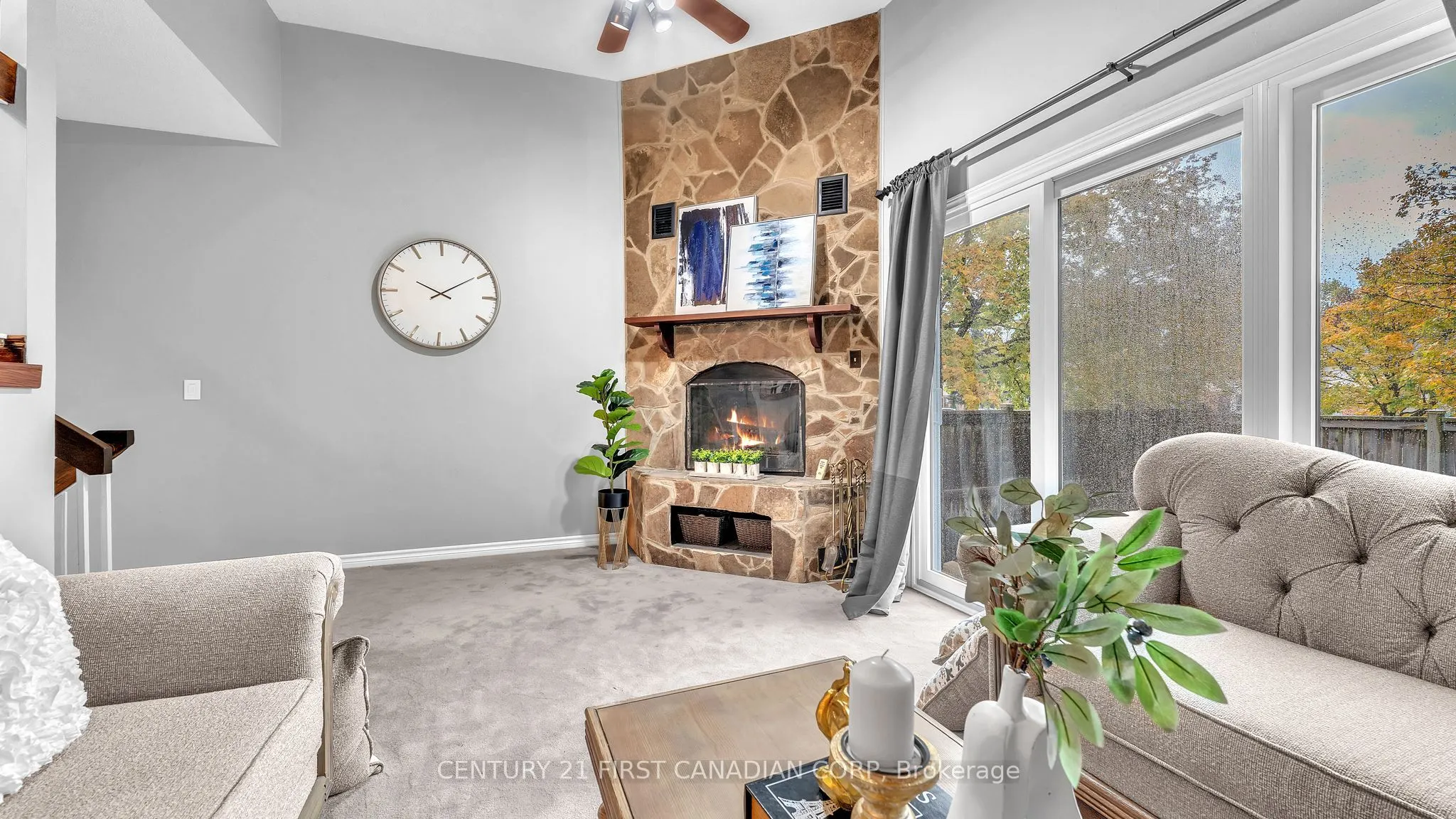 300 Sandringham Crescent, #22