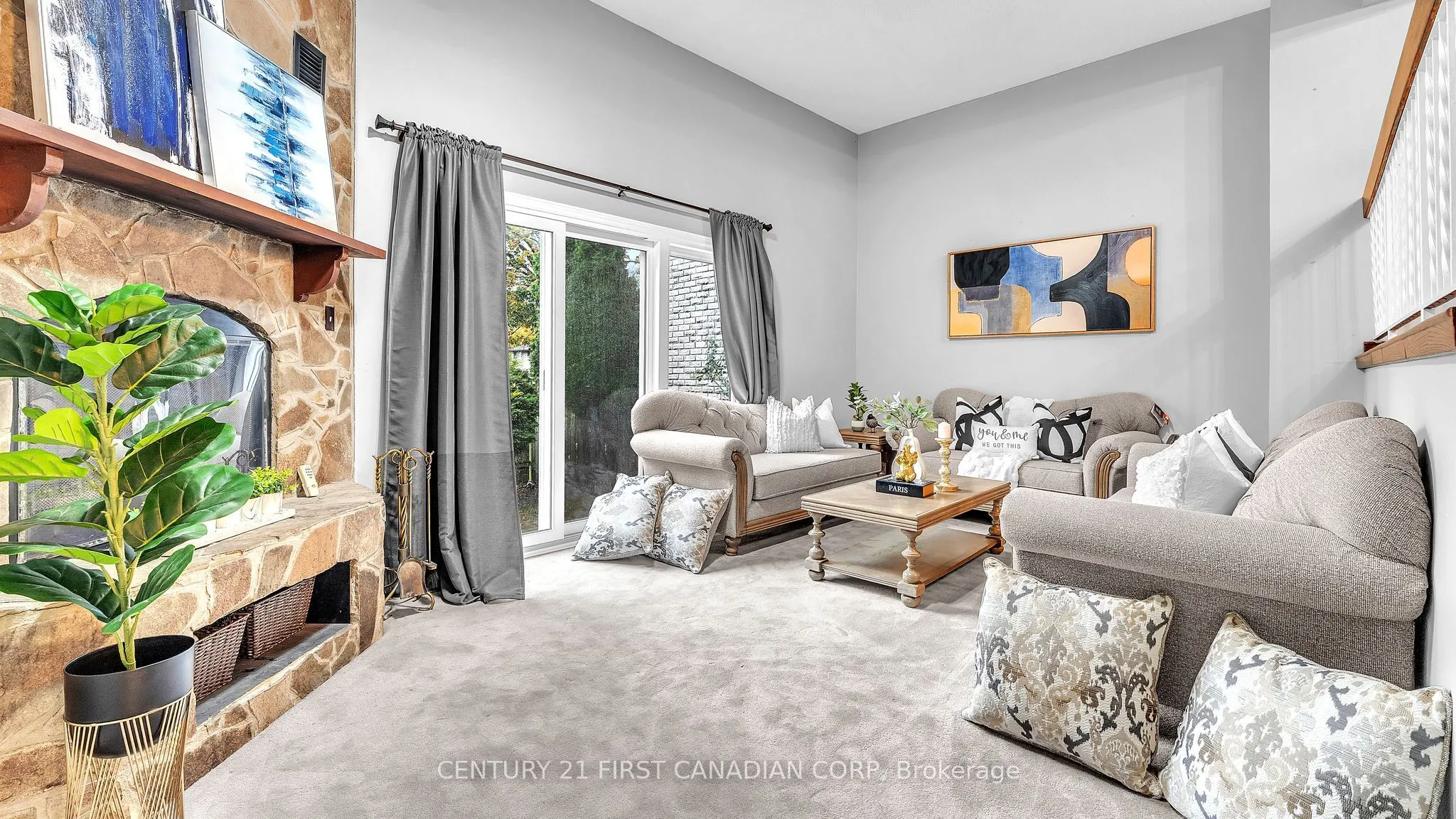 300 Sandringham Crescent, #22
