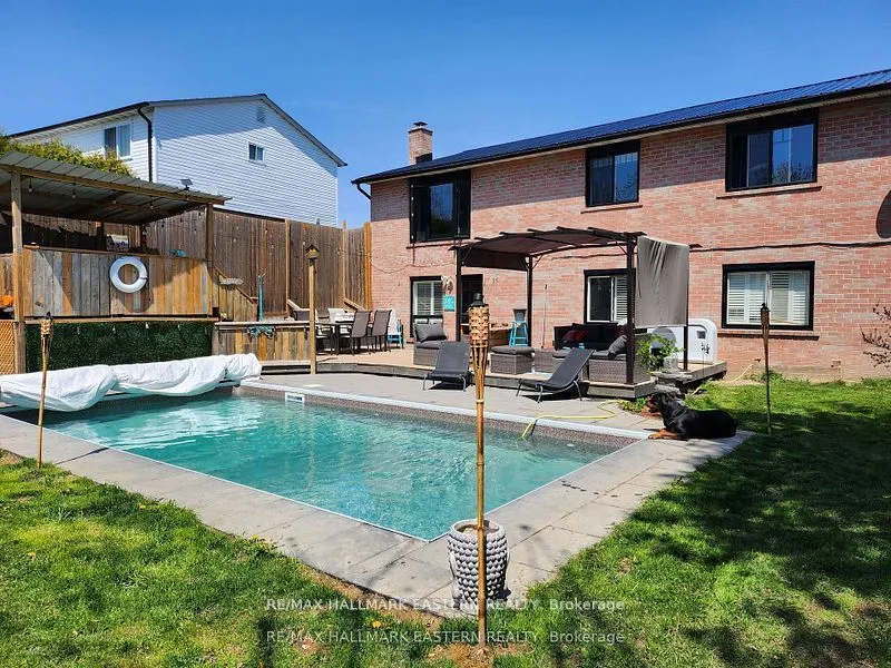 97 Peacock Boulevard