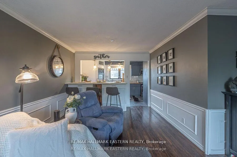 97 Peacock Boulevard