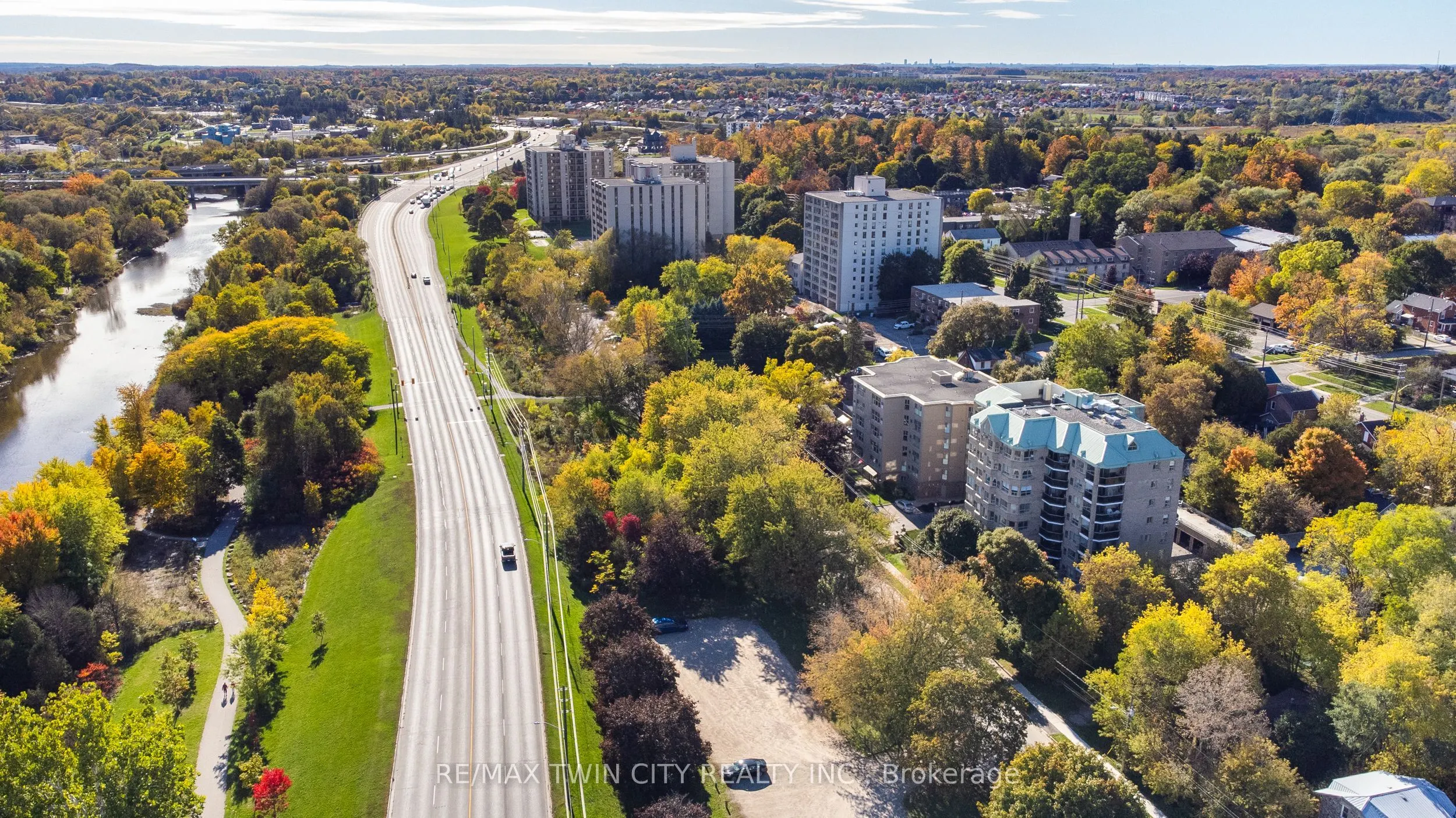 281 Bristol Street, #404