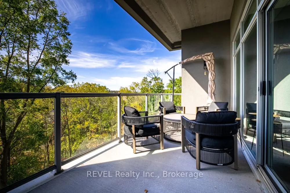 77 Yates Street, #405