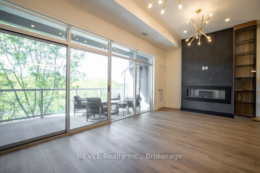 77 Yates Street, #405