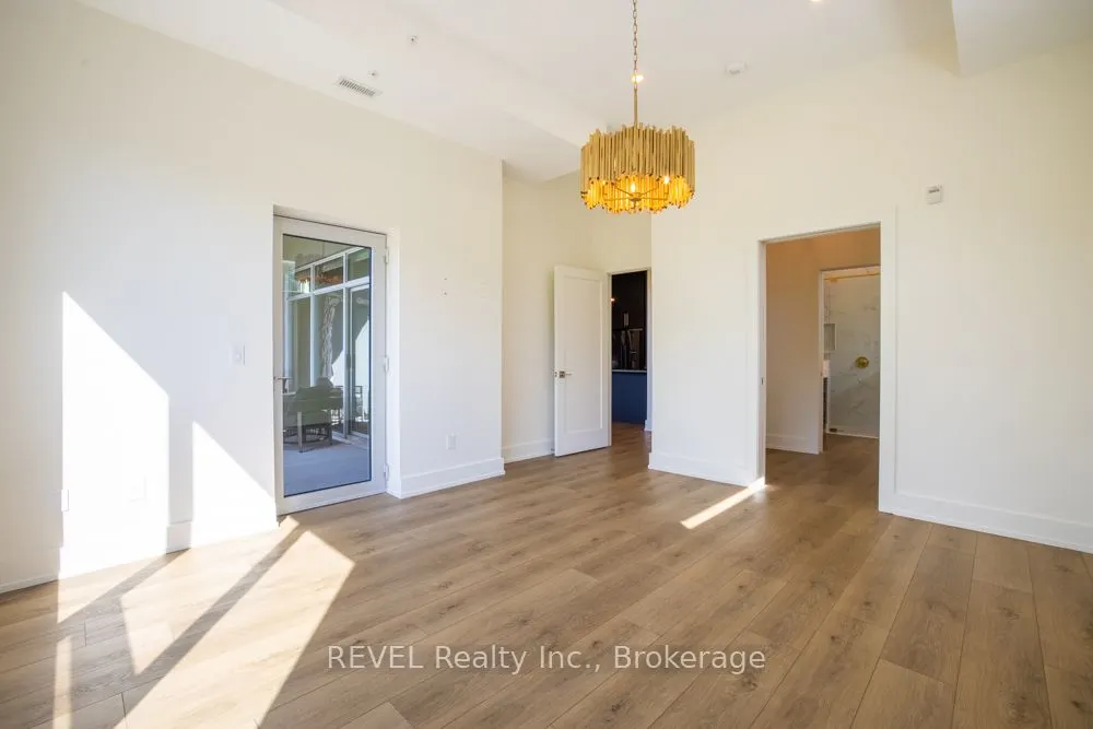 77 Yates Street, #405