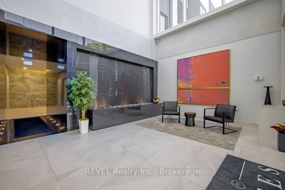 77 Yates Street, #405