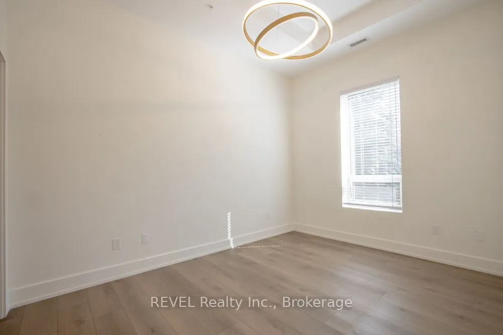 77 Yates Street, #405