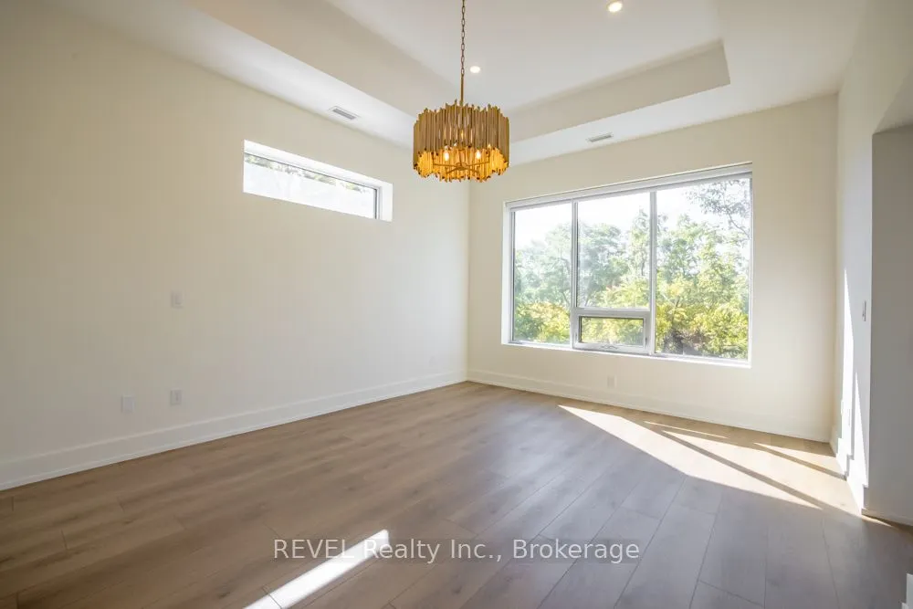 77 Yates Street, #405